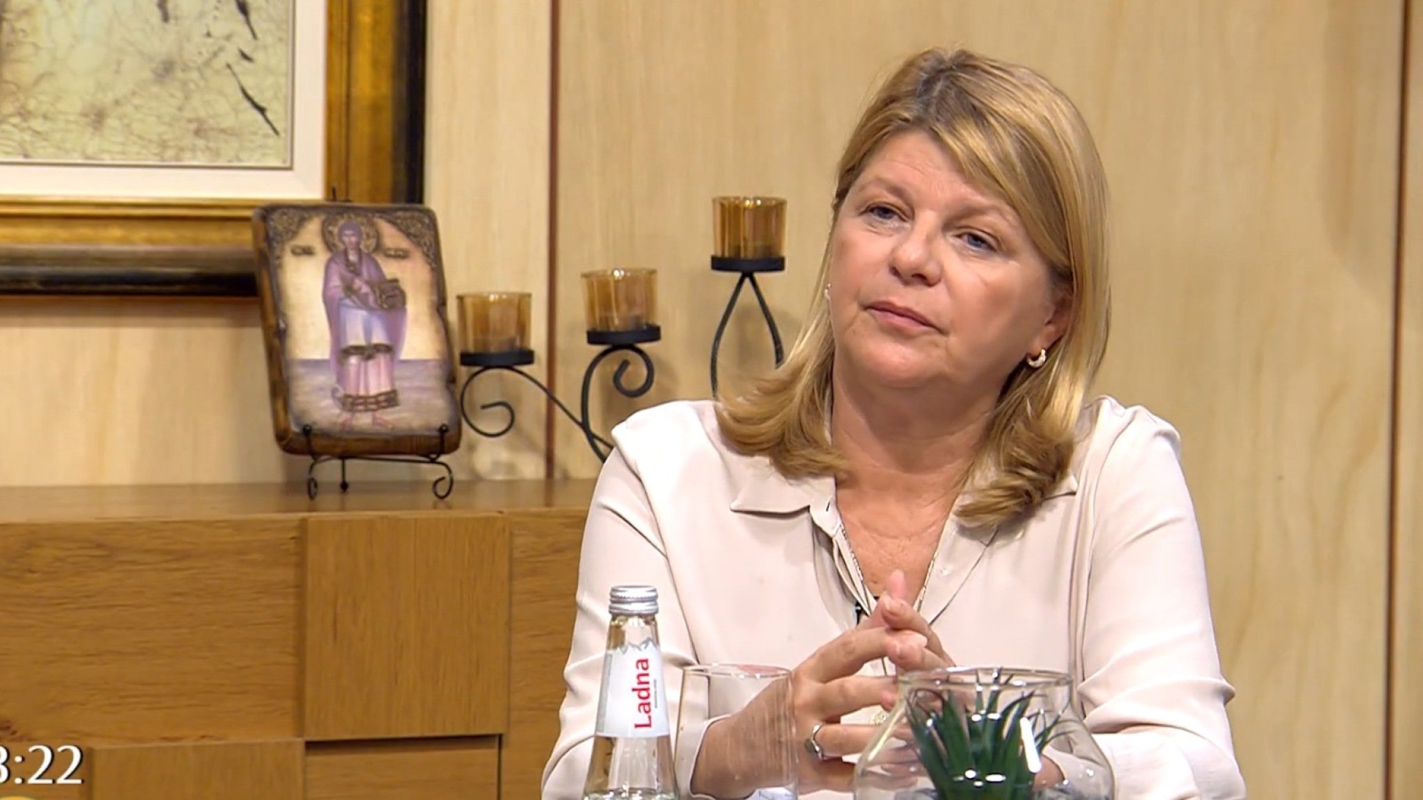 8901d99c-8d55-47b6-aaac-e64453b35a21