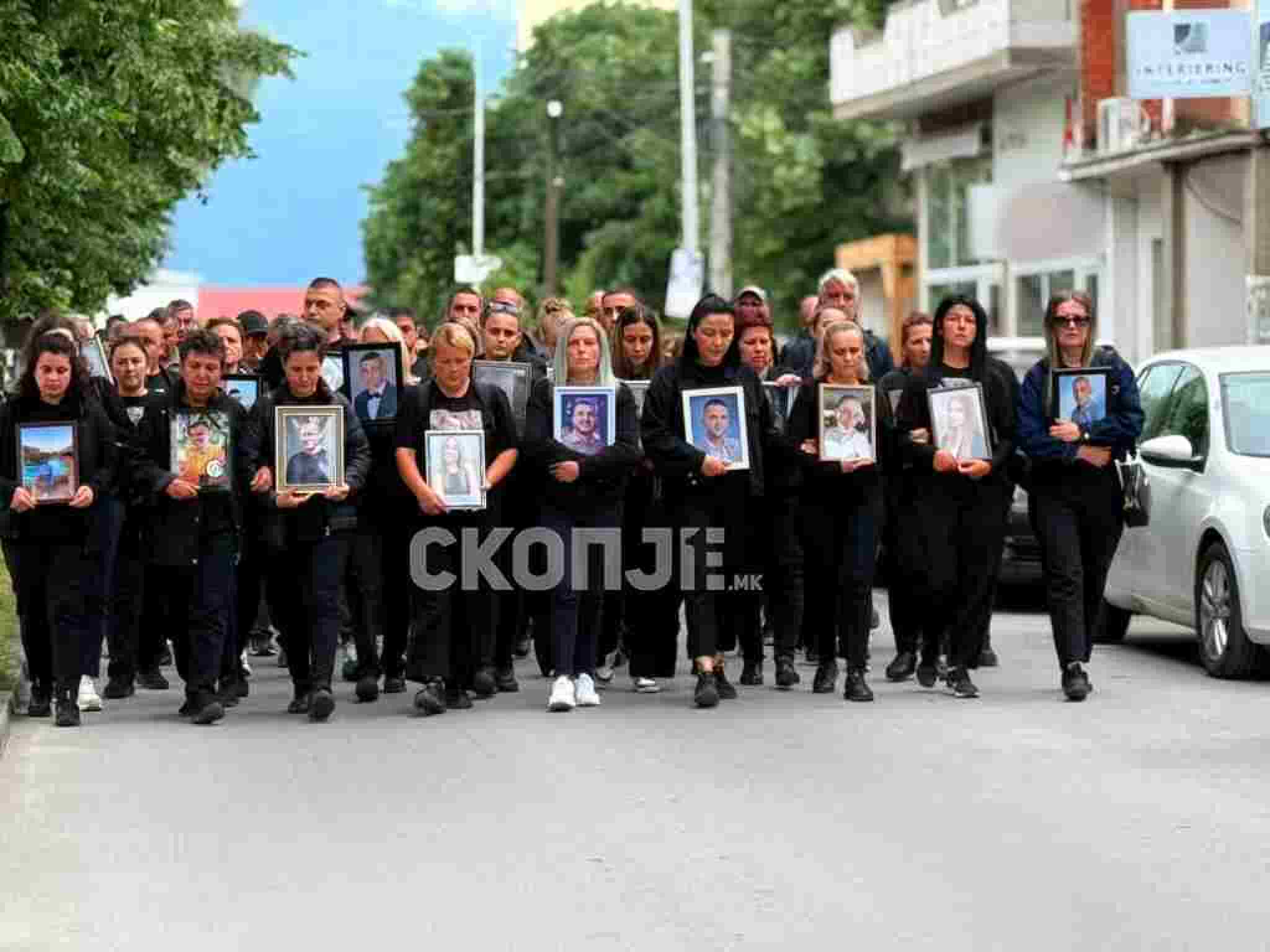 07EF0C72-0BD6-4238-BFB2-0A0EBEED232A_1_105_c