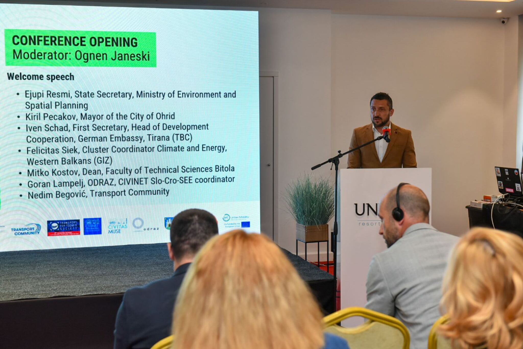 IMG-540360ebb8ec5562808889bb15c856f4-V