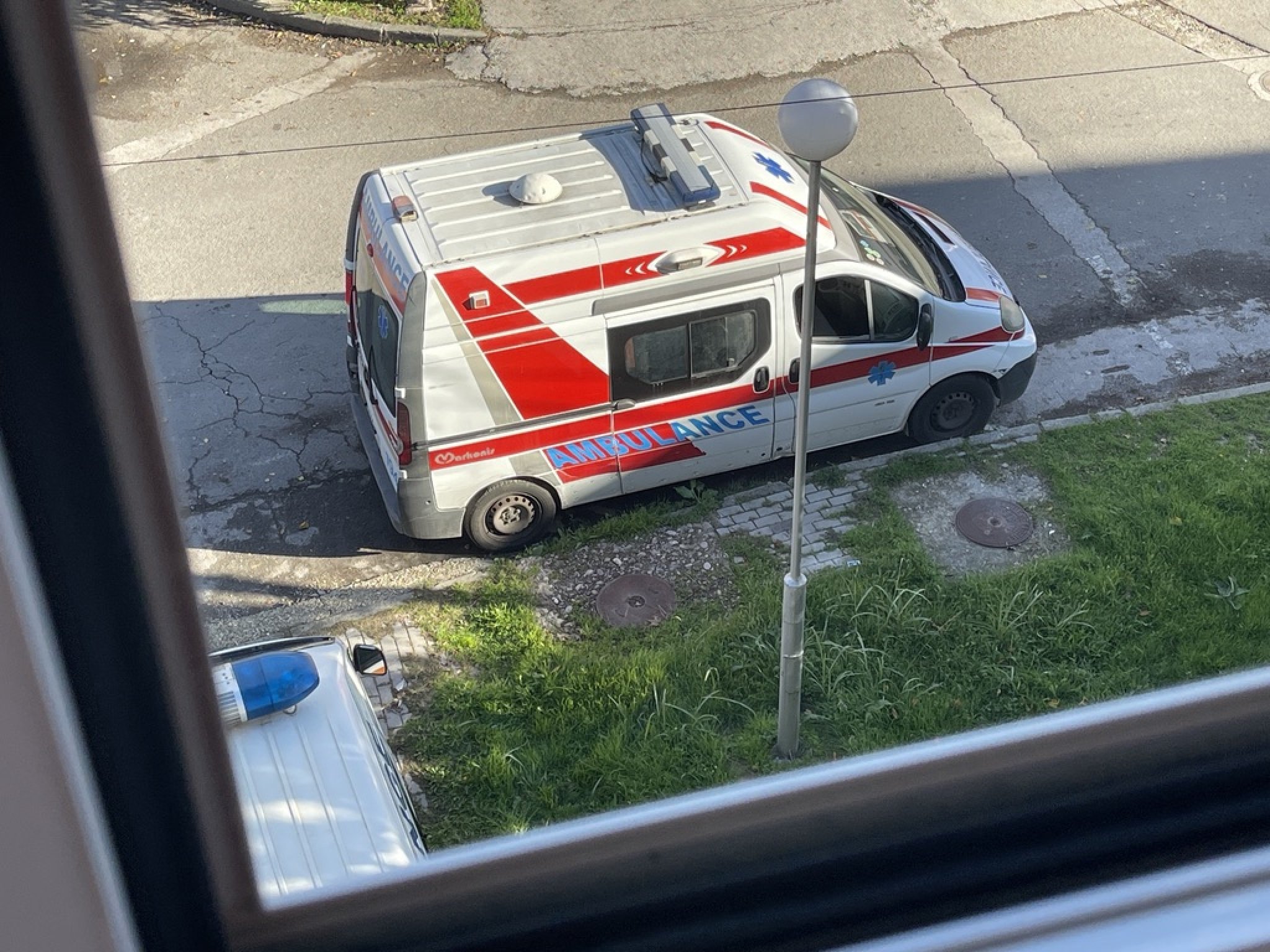 B9C0CB28-3AE1-4302-8A4F-CE2D67BC22E5_1_105_c