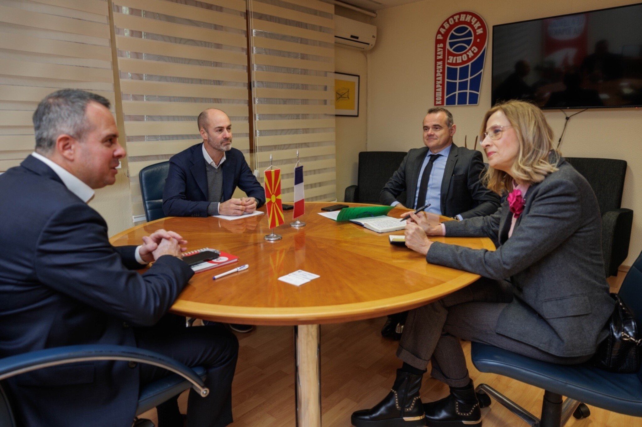 86cdf400-3de6-4371-a54e-22ec8cc8aed4