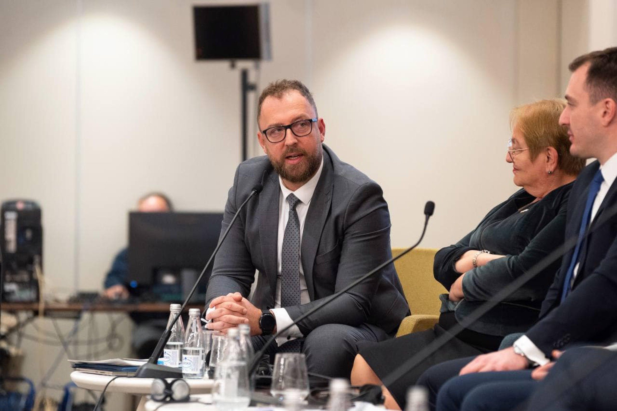 thumbnail_Ljutkov-15.11-2