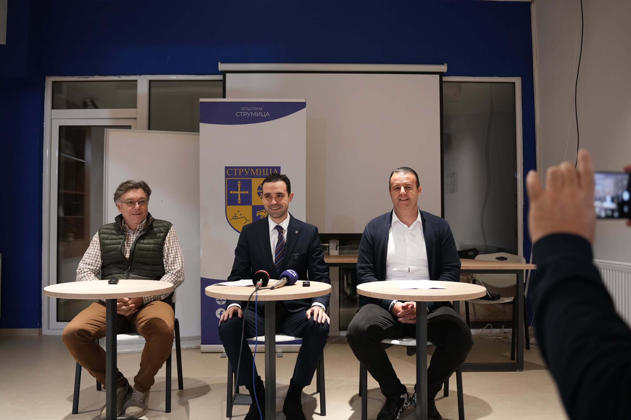 17a5f474-7fb6-4c8f-a613-be4b6f96e977