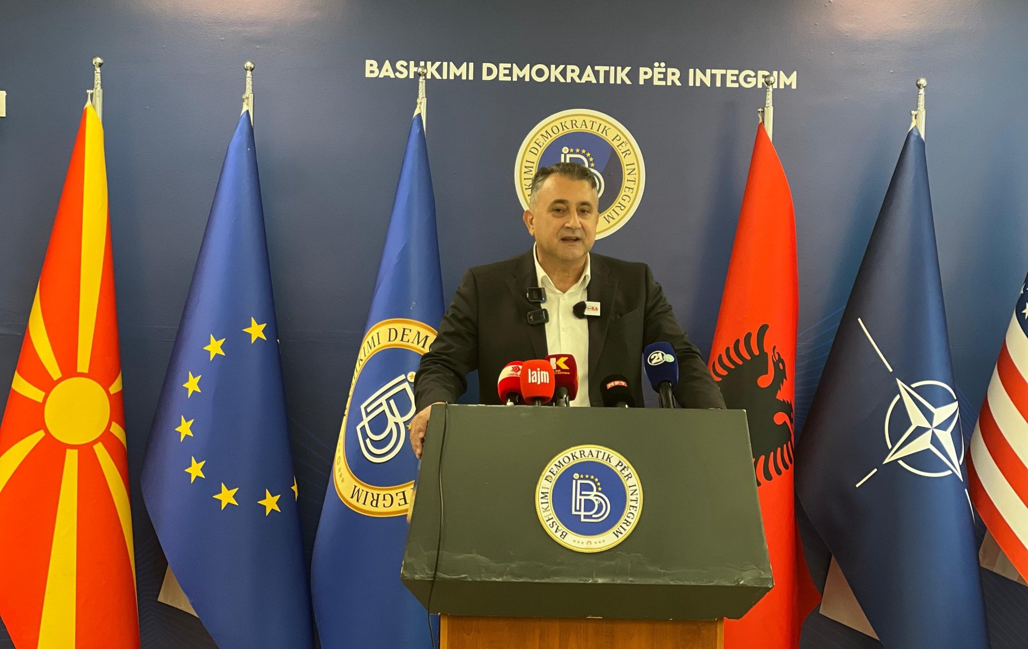 db60cb35-efb3-4efd-ae02-bb63ea3a64b7