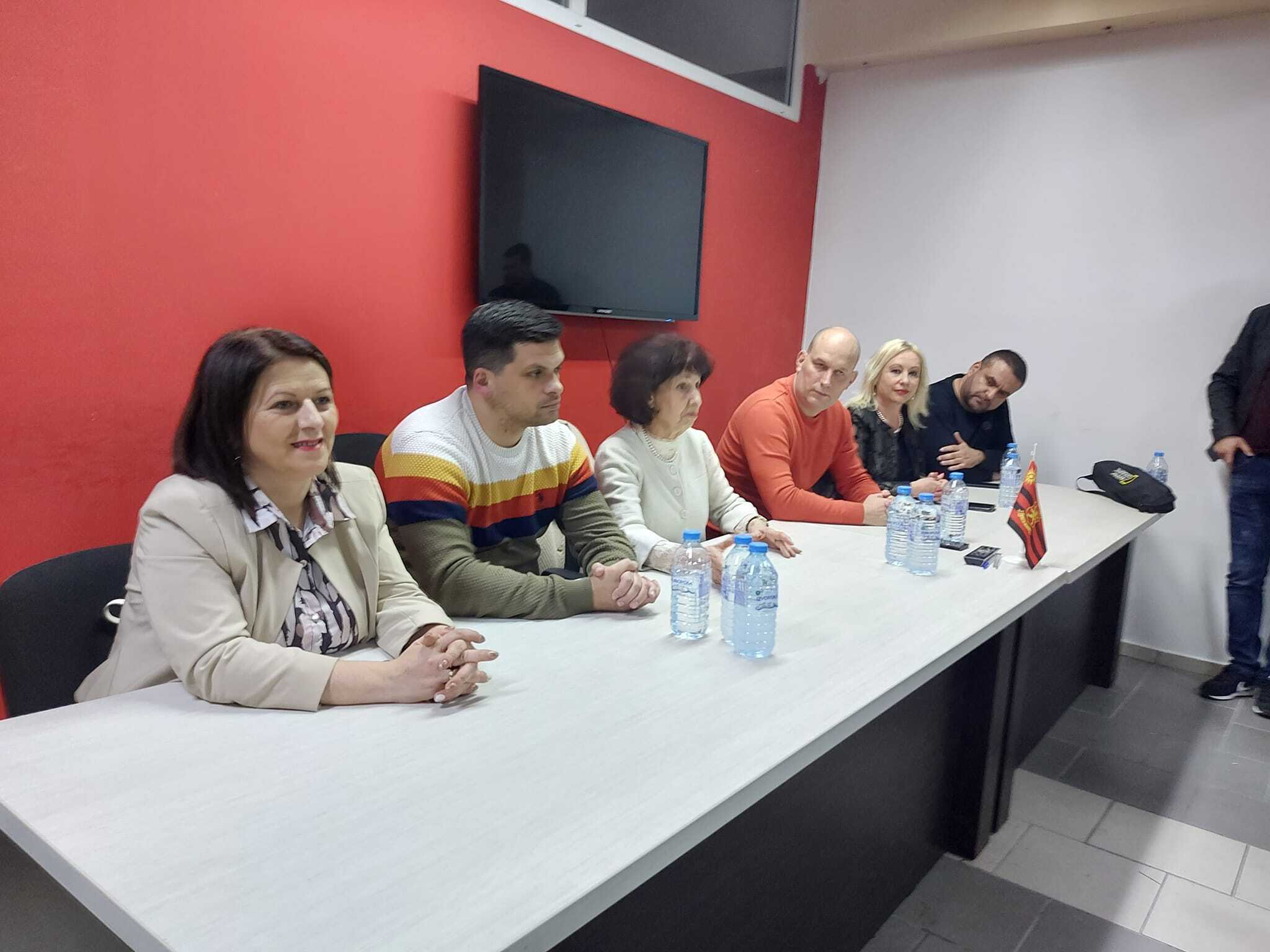 430597744_965005968334370_5150970690000115535_n