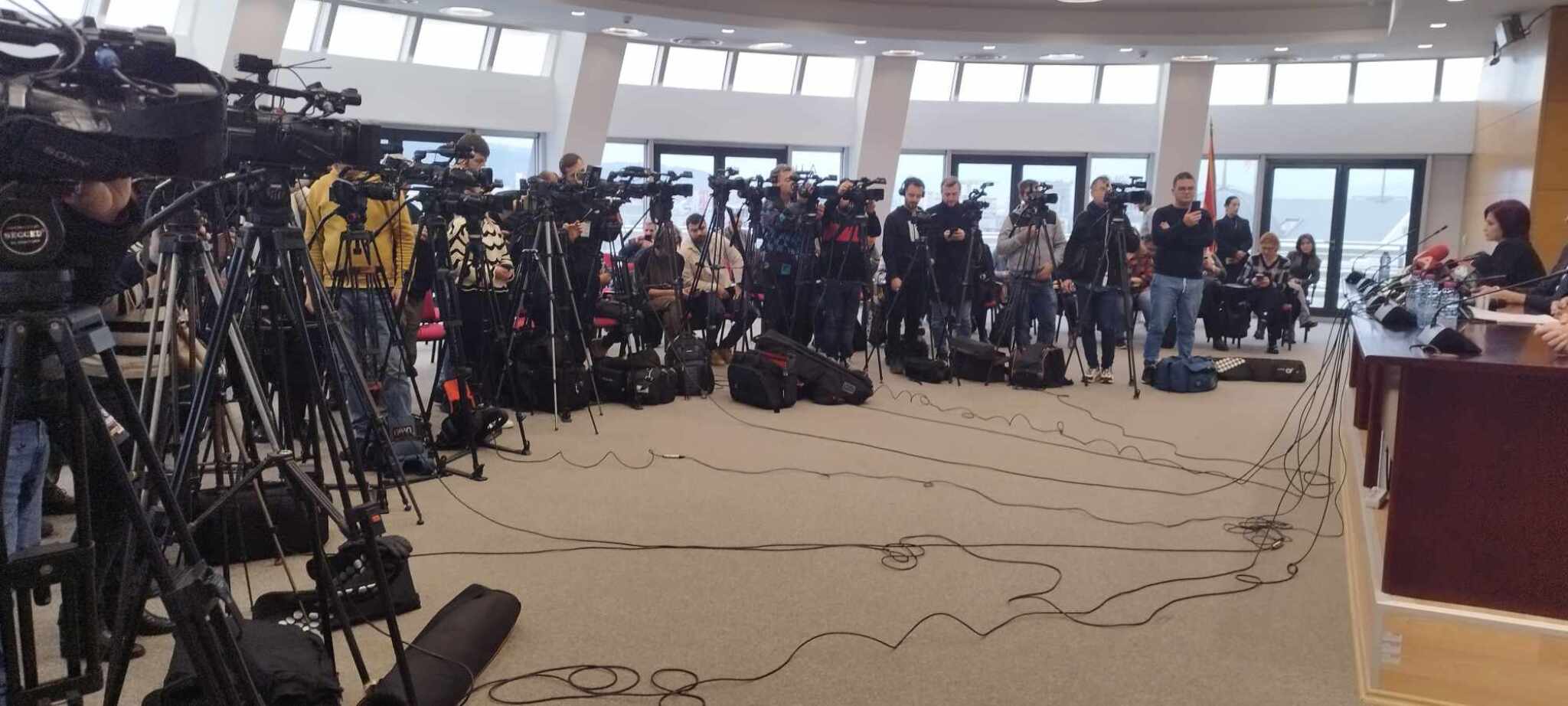 mediumi-obvinitelstvo