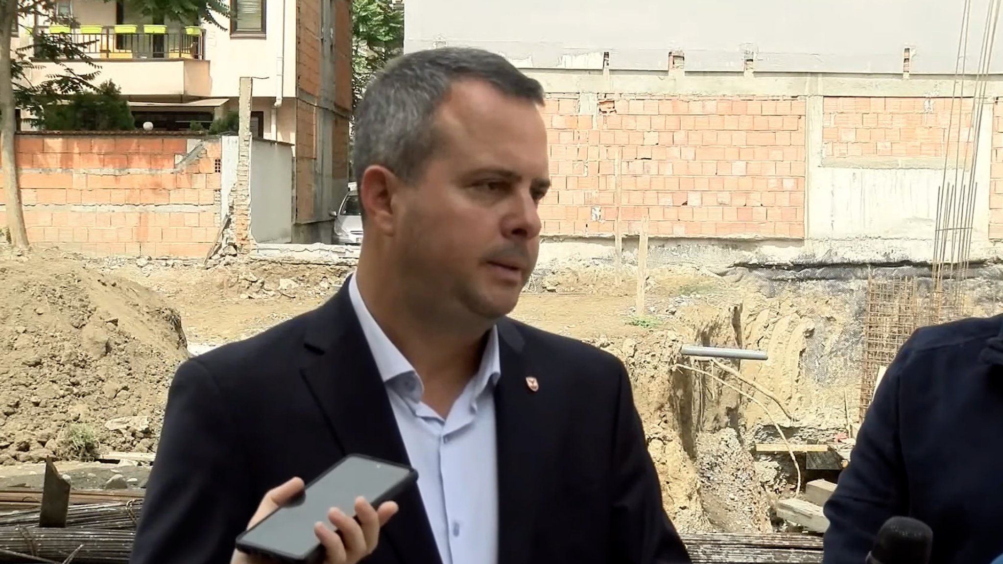 Makfax.01_05_53_48.Still301