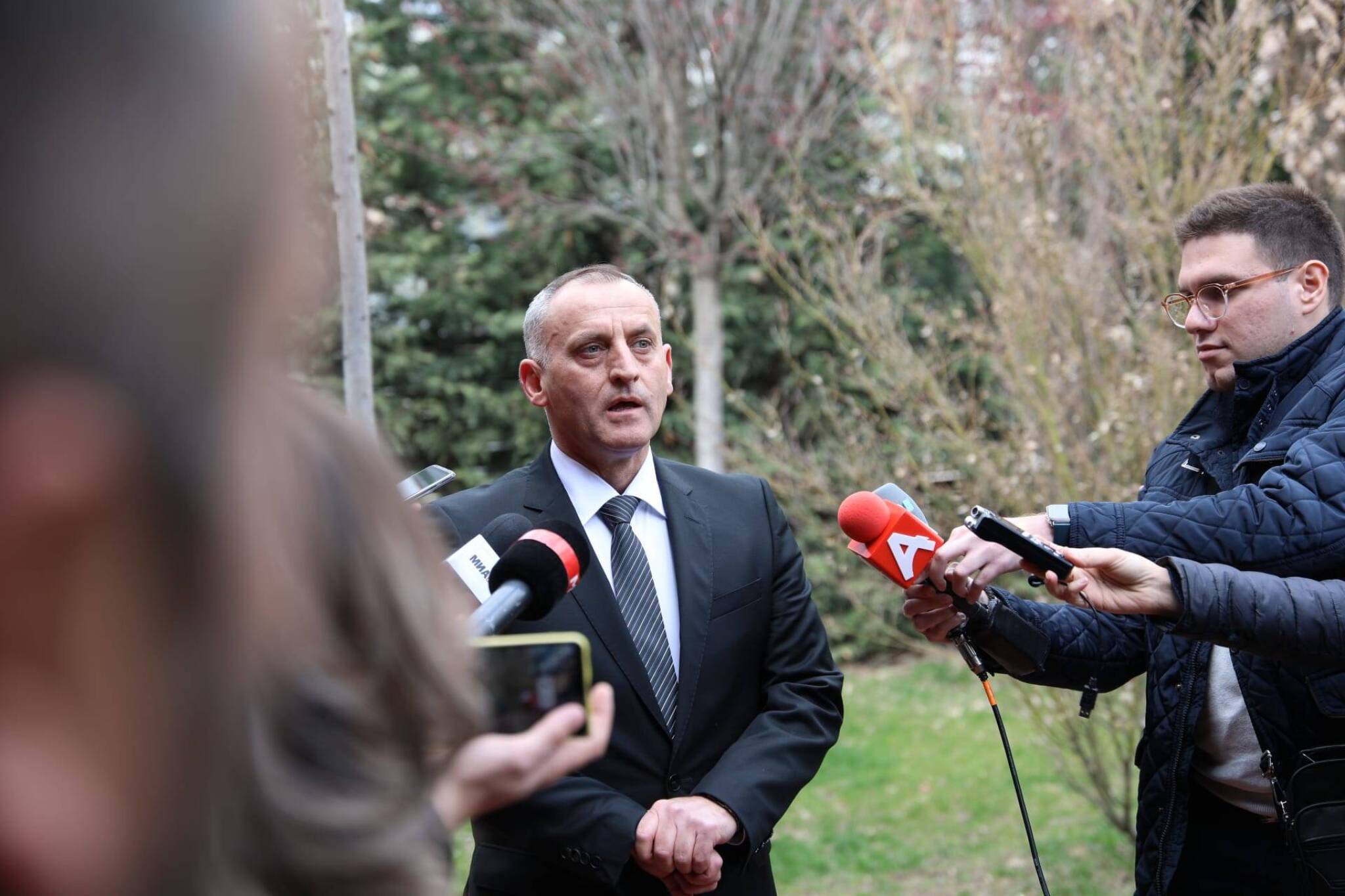 minister-medziti-prv-brifing4