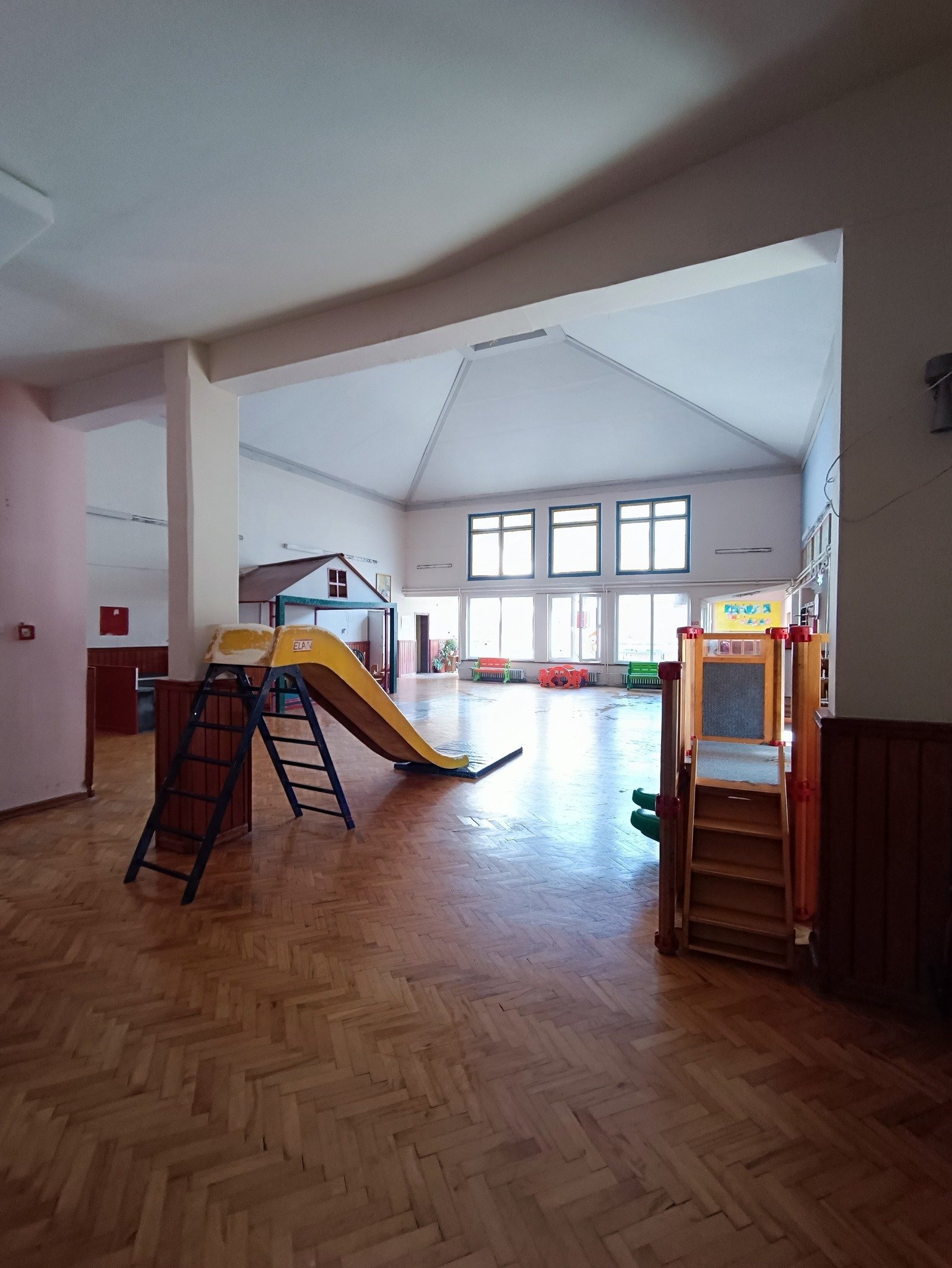 331798343_493165216361047_222999934460122391_n