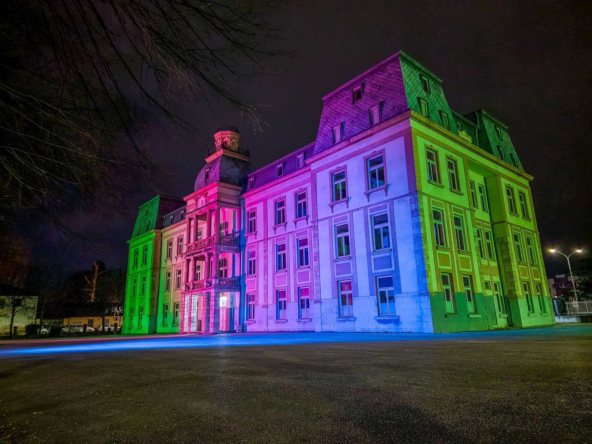 325872337_1671733753229765_5916172923149353414_n