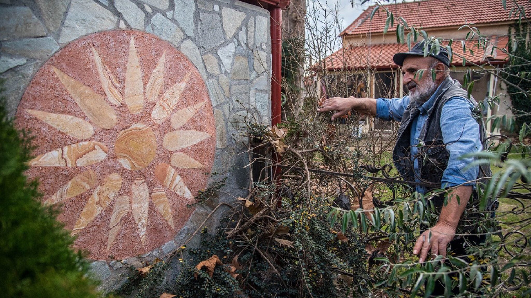 megu-makedoncite-od-severot-na-grcija-ne-se-davame-po-drzavnost-sme-grci-no-po-nacionalnost-sme-makedonci-1