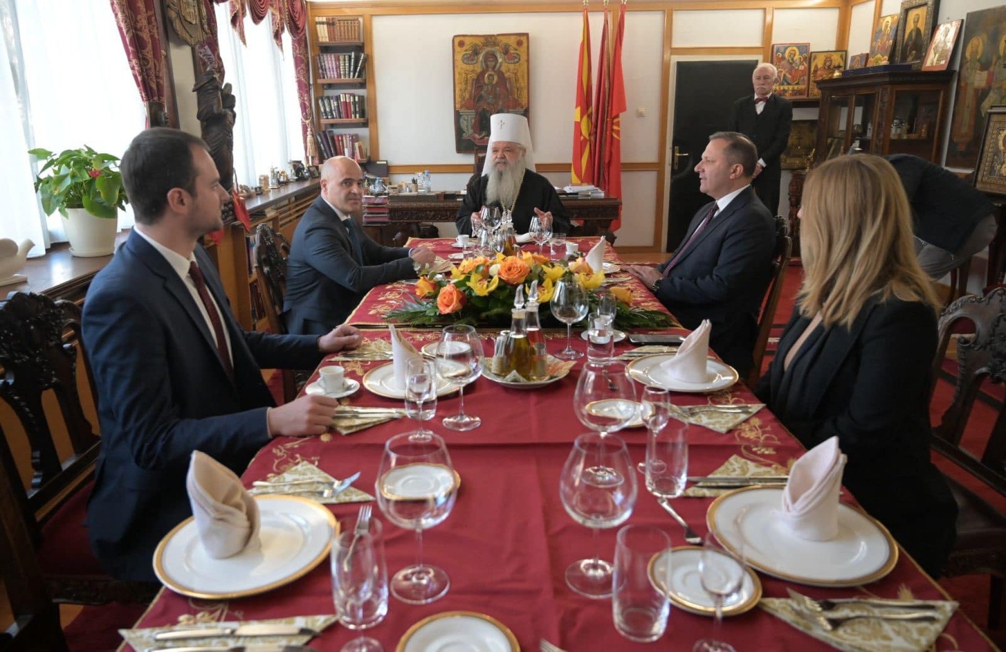 321296632_678988560575052_4320470385291497246_n