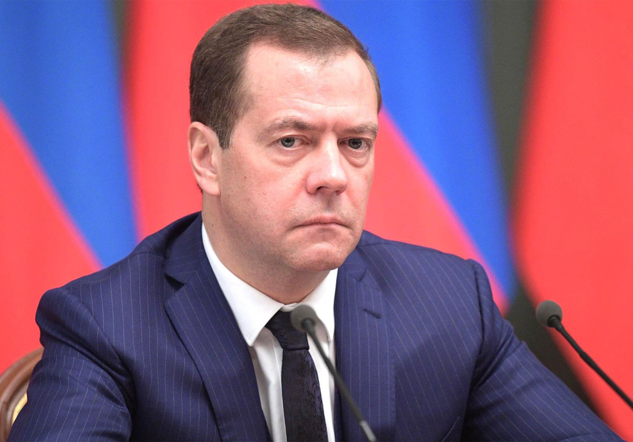 Dmitry-Medvedev-2016