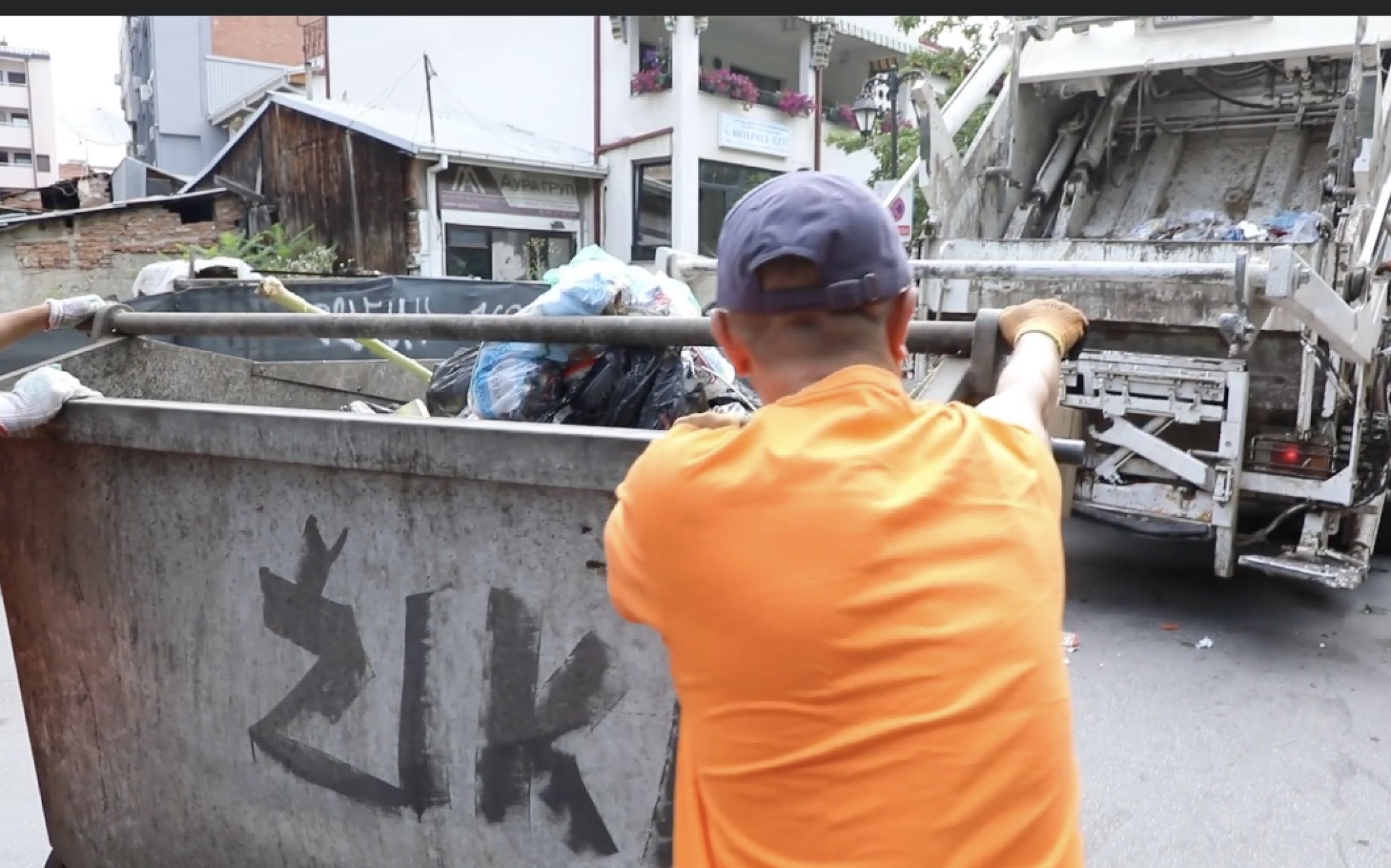 Screenshot-2022-08-18-at-21.40.12