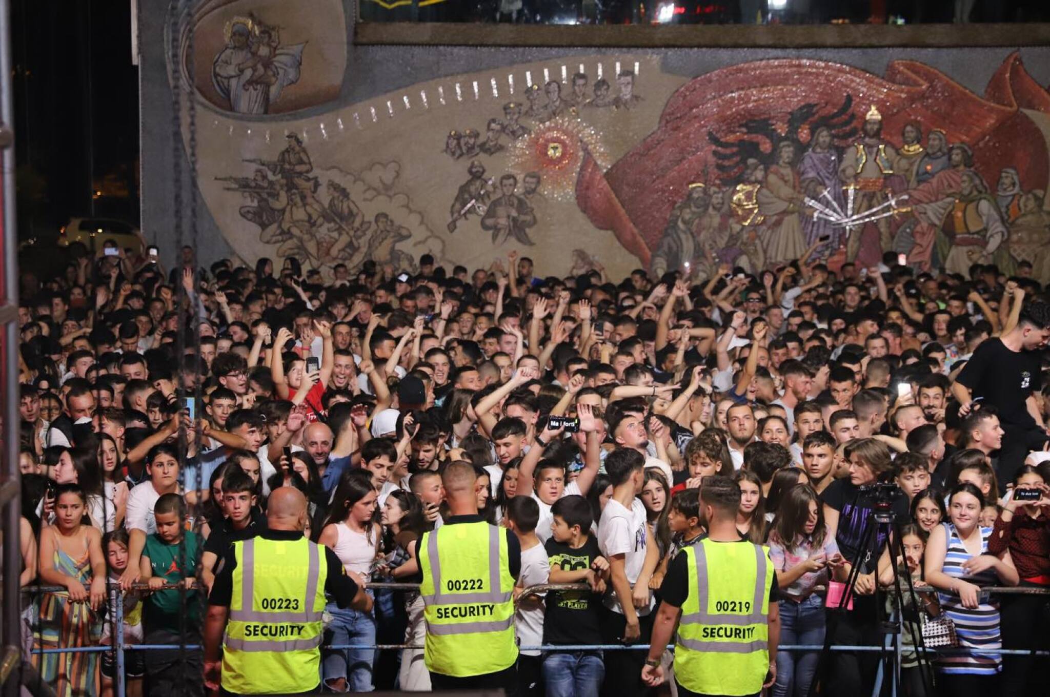 298538878_611689493653906_7273867637071238821_n