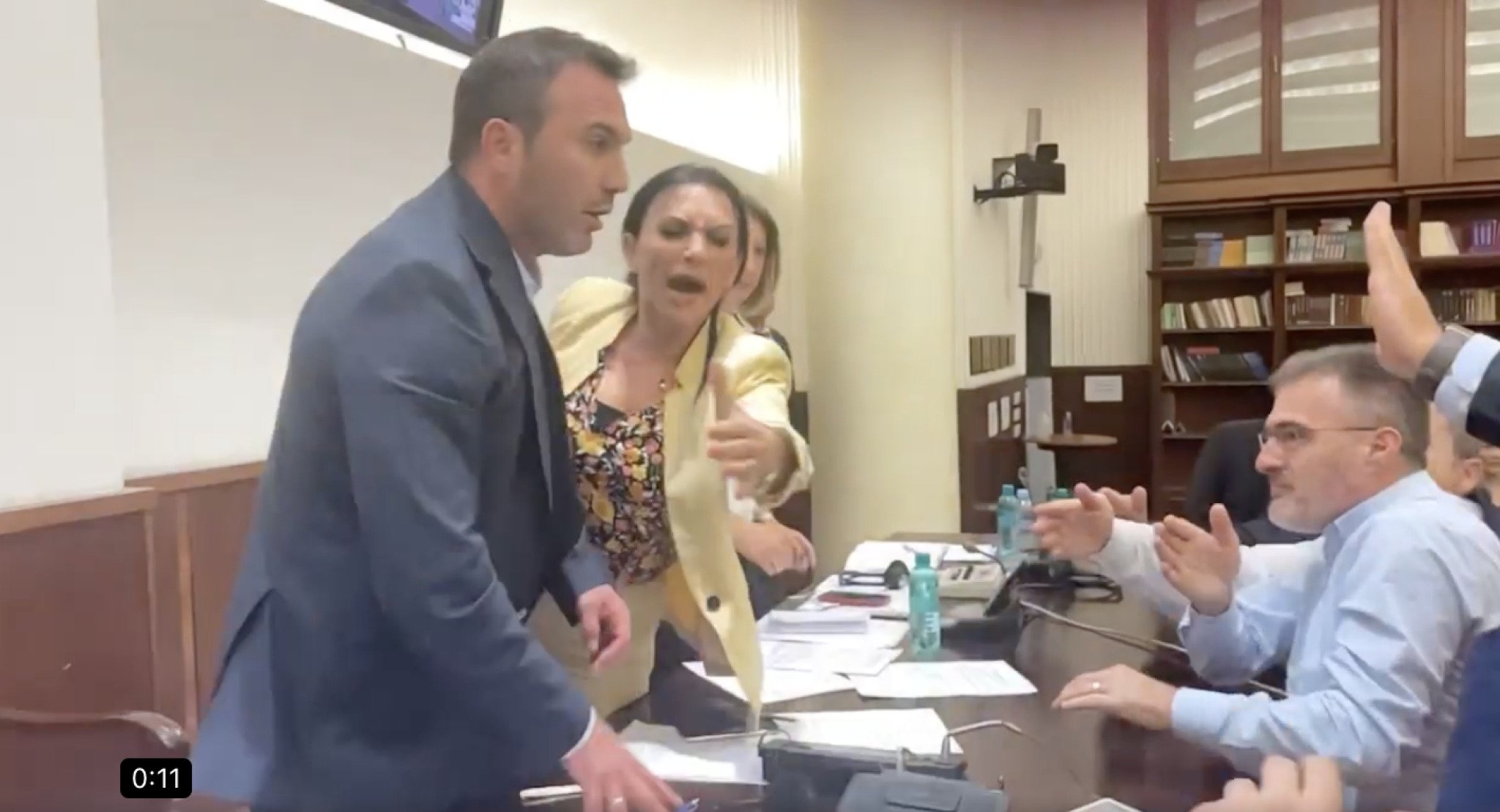 Screenshot-2022-06-27-at-18.49.20