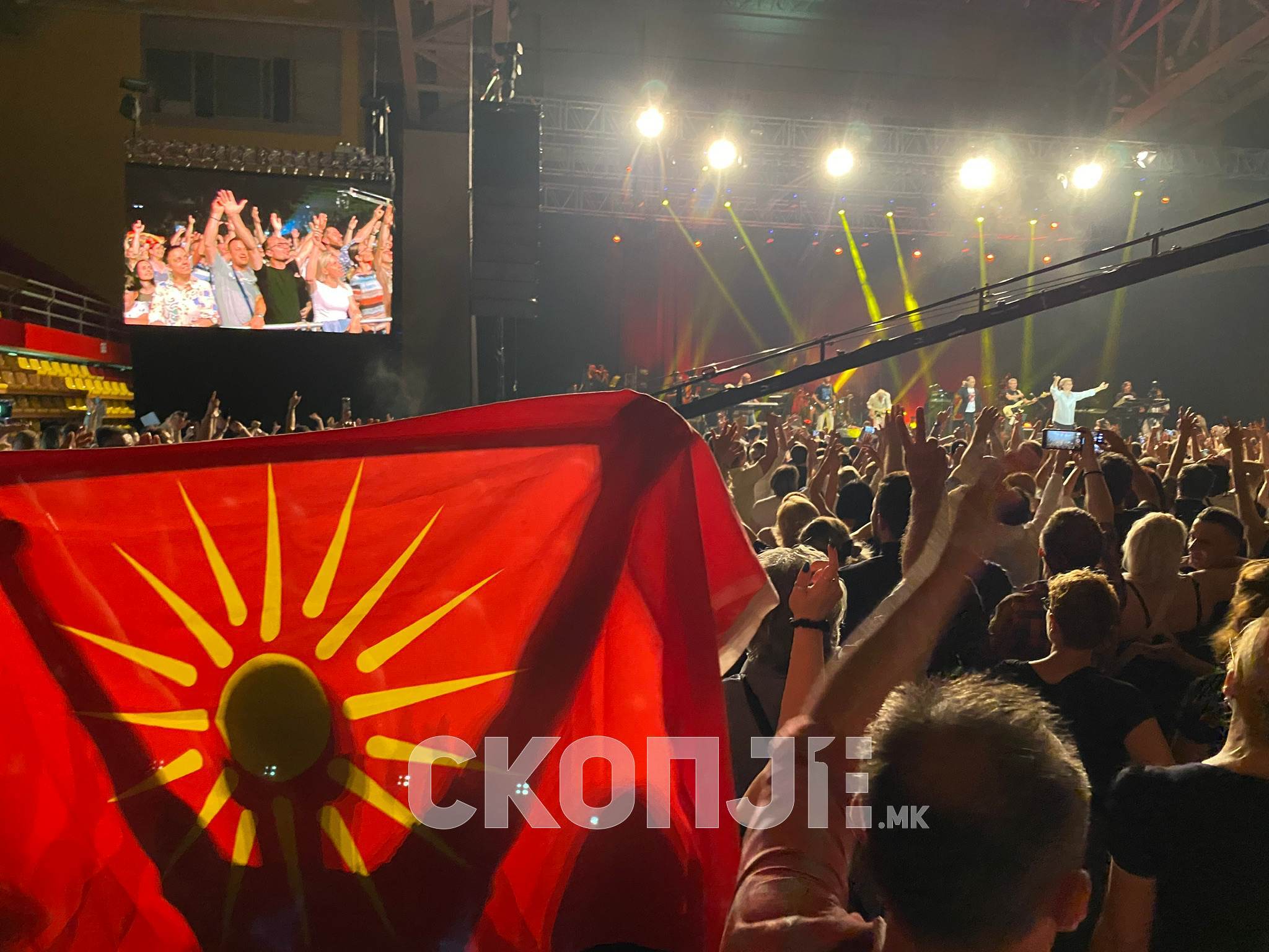 8809ABA0-0E6D-45E7-B2FB-45FC6B0DC9C8_1_102_o