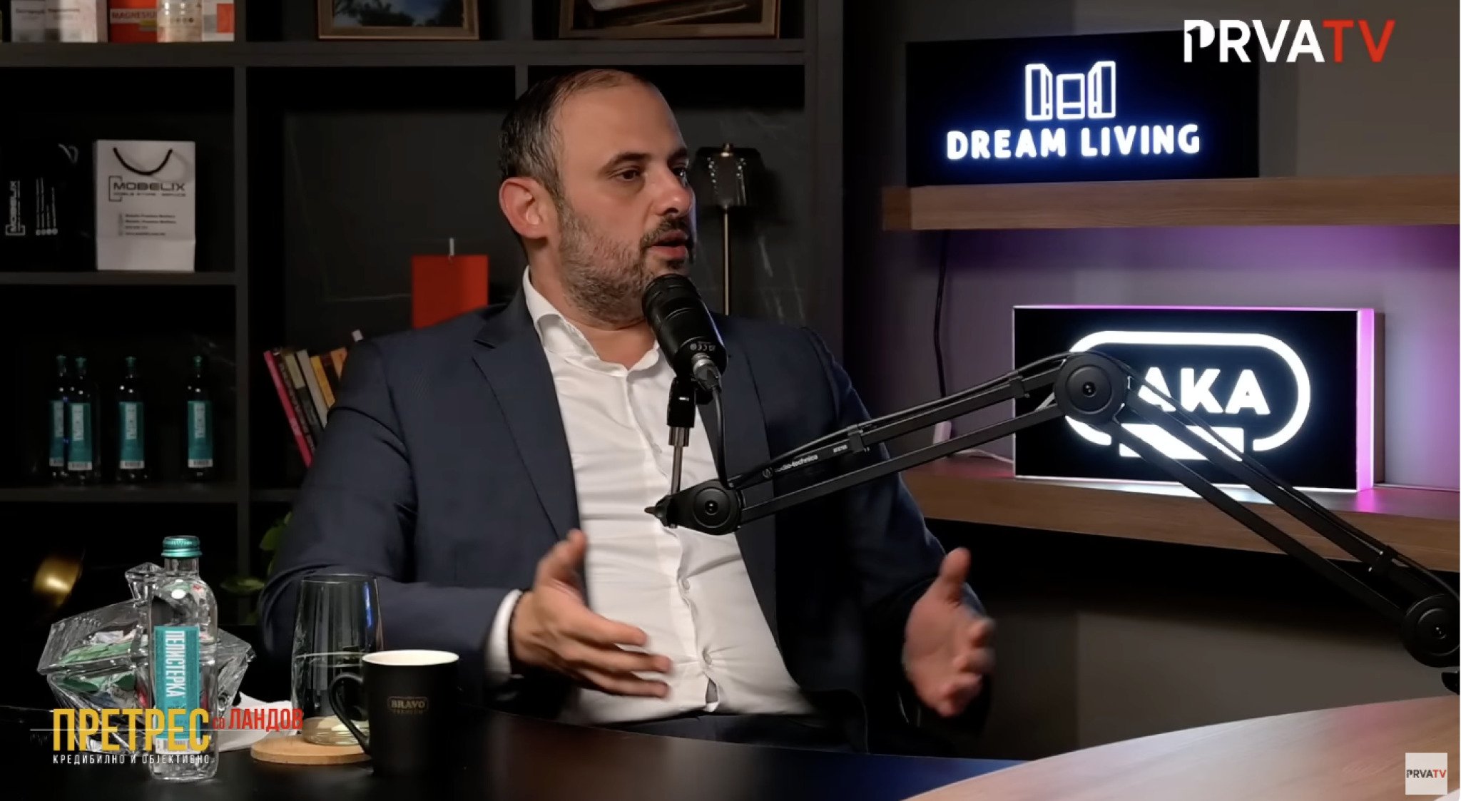 media-library37lnm274he5p9R8F3YX