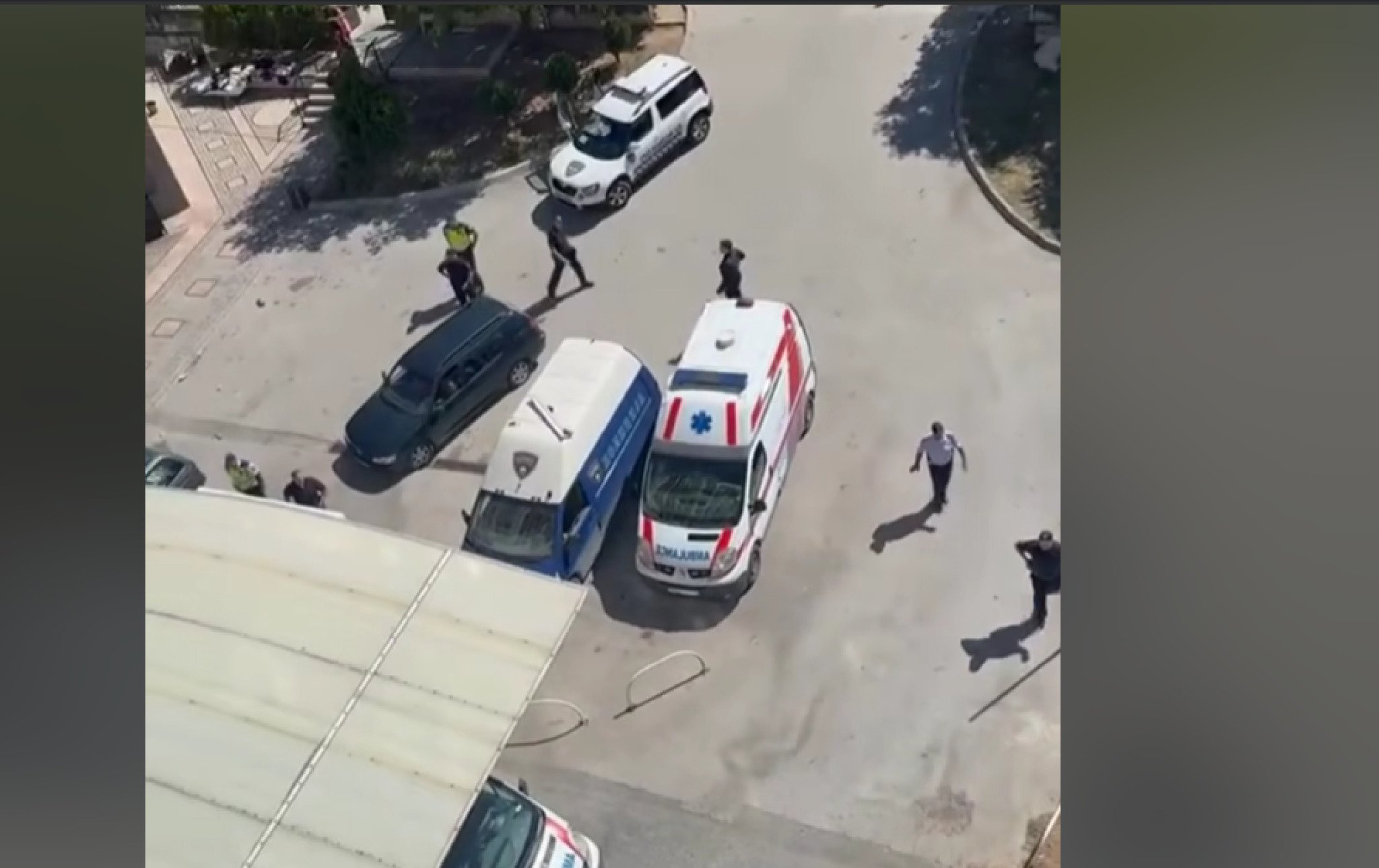 media-library41d15smmt0m2a9nN10C