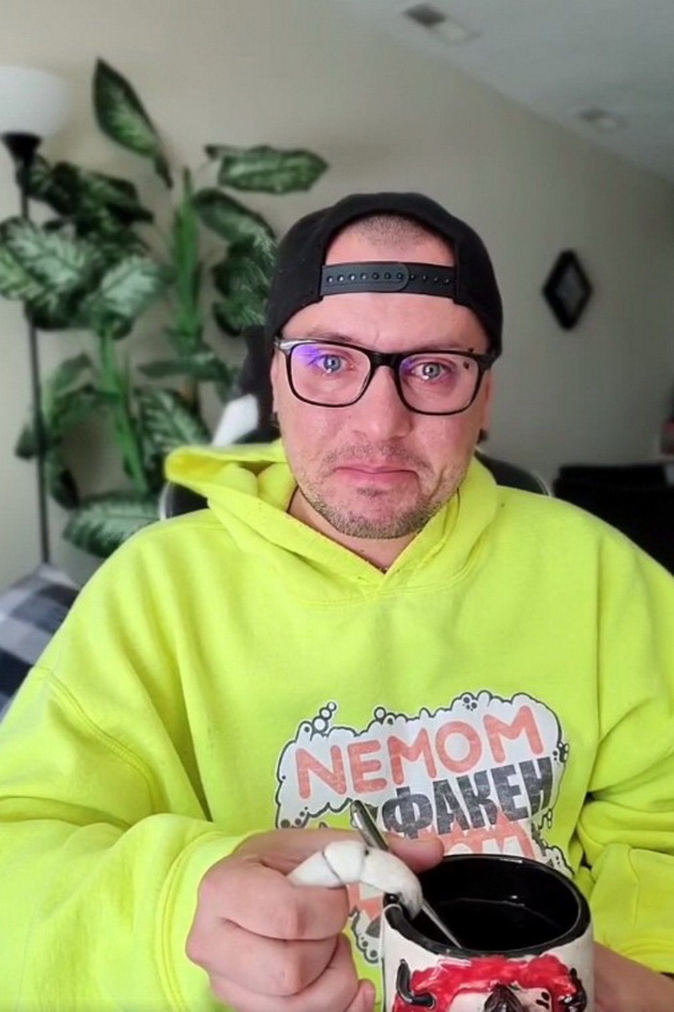 darko-vlogs-so-solzi-vo-ochite-za-anksioznosta-celata-panika-se-sobirashe-vo-mene-prvata-sopruga-mi-beshe-patoloshki-lazhgo-02