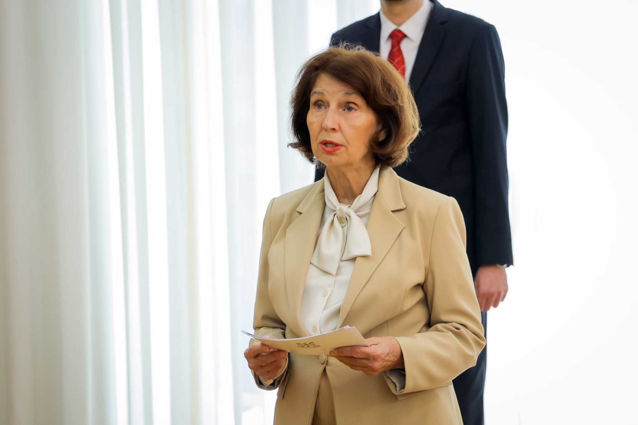 media-libraryd07vkvlt00oh82TTmlz