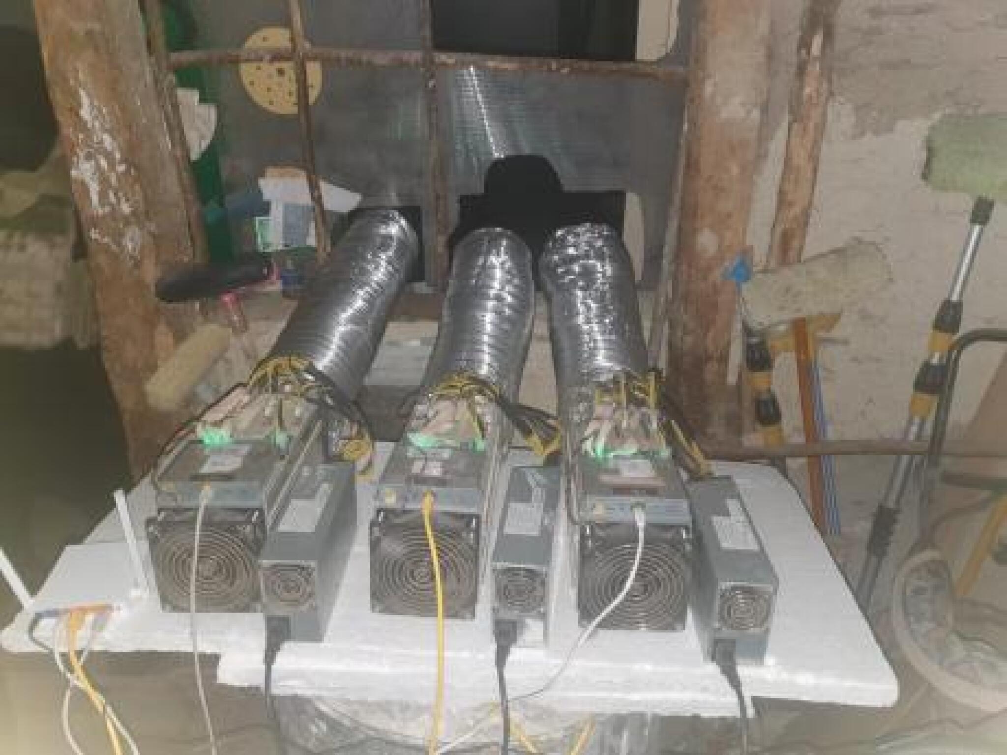 9B92F095-9234-4B59-B045-873C83E45004