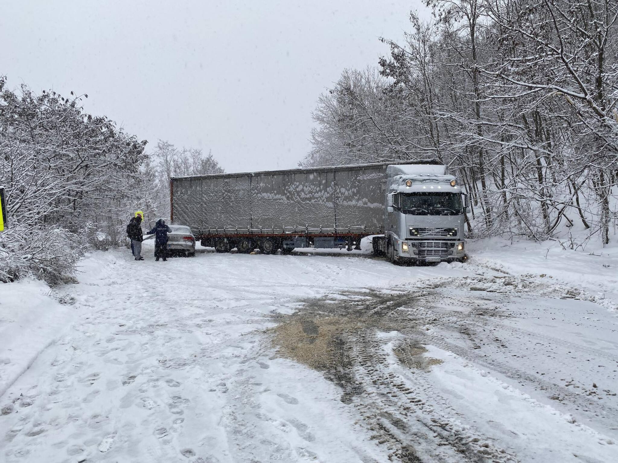 IMG-3c8ebc09b9145bfbb02fd92e0956dec9-V