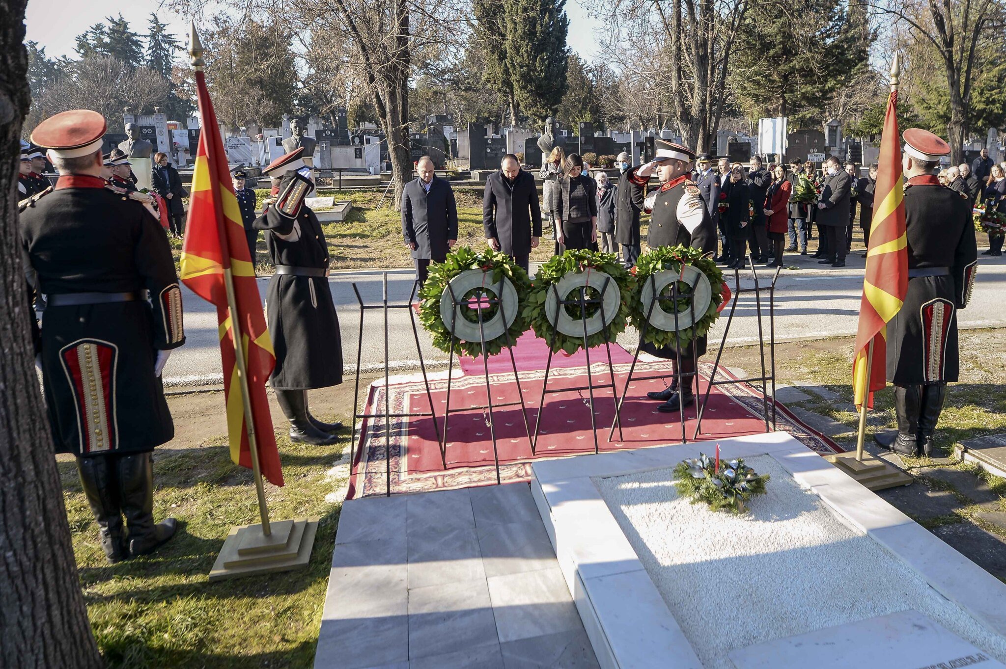 01012022_VRSM_delegacija_polozhuvanje_cvekje-2
