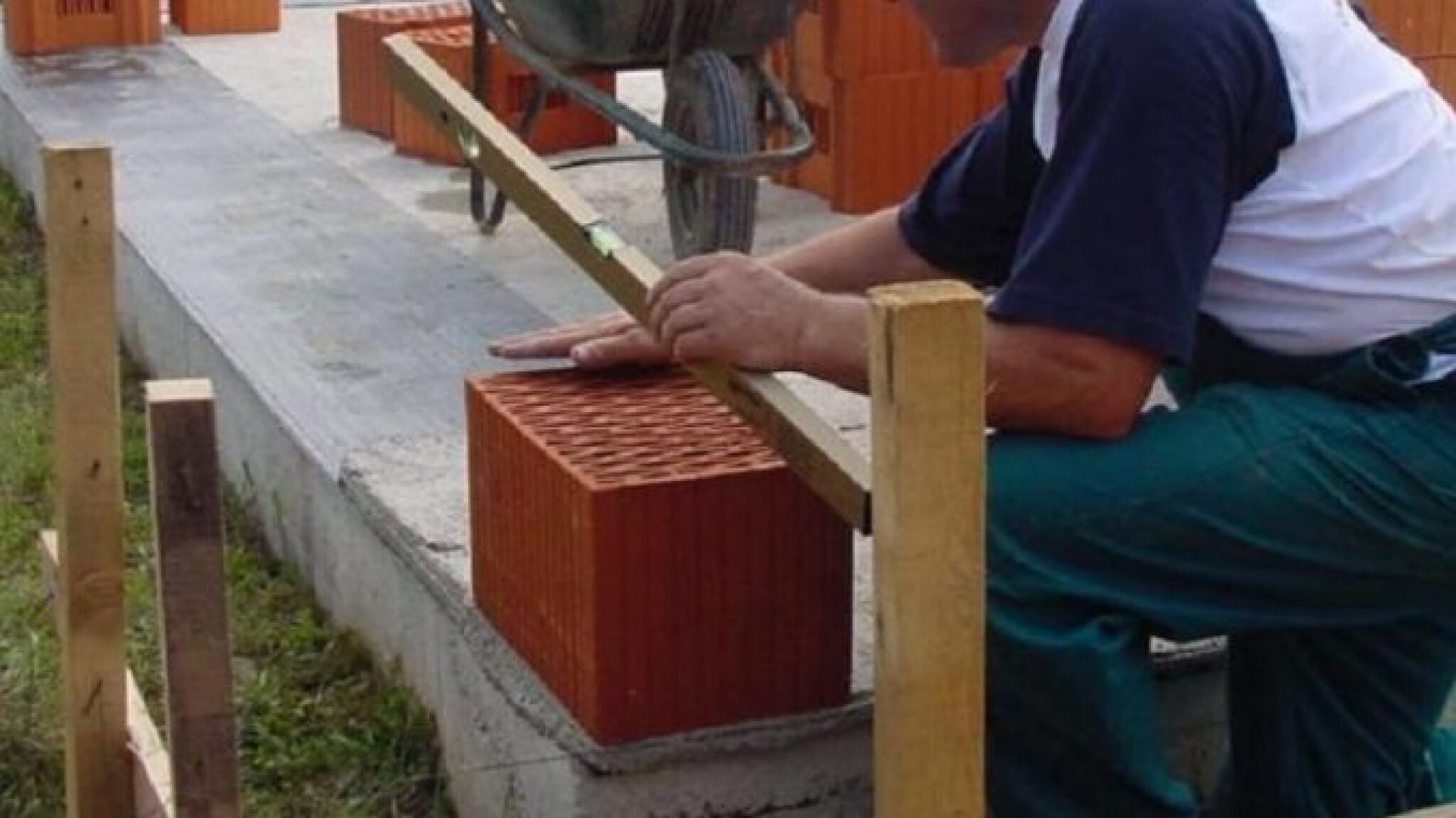 dedo_mi_so_edna_plata-678x381-1