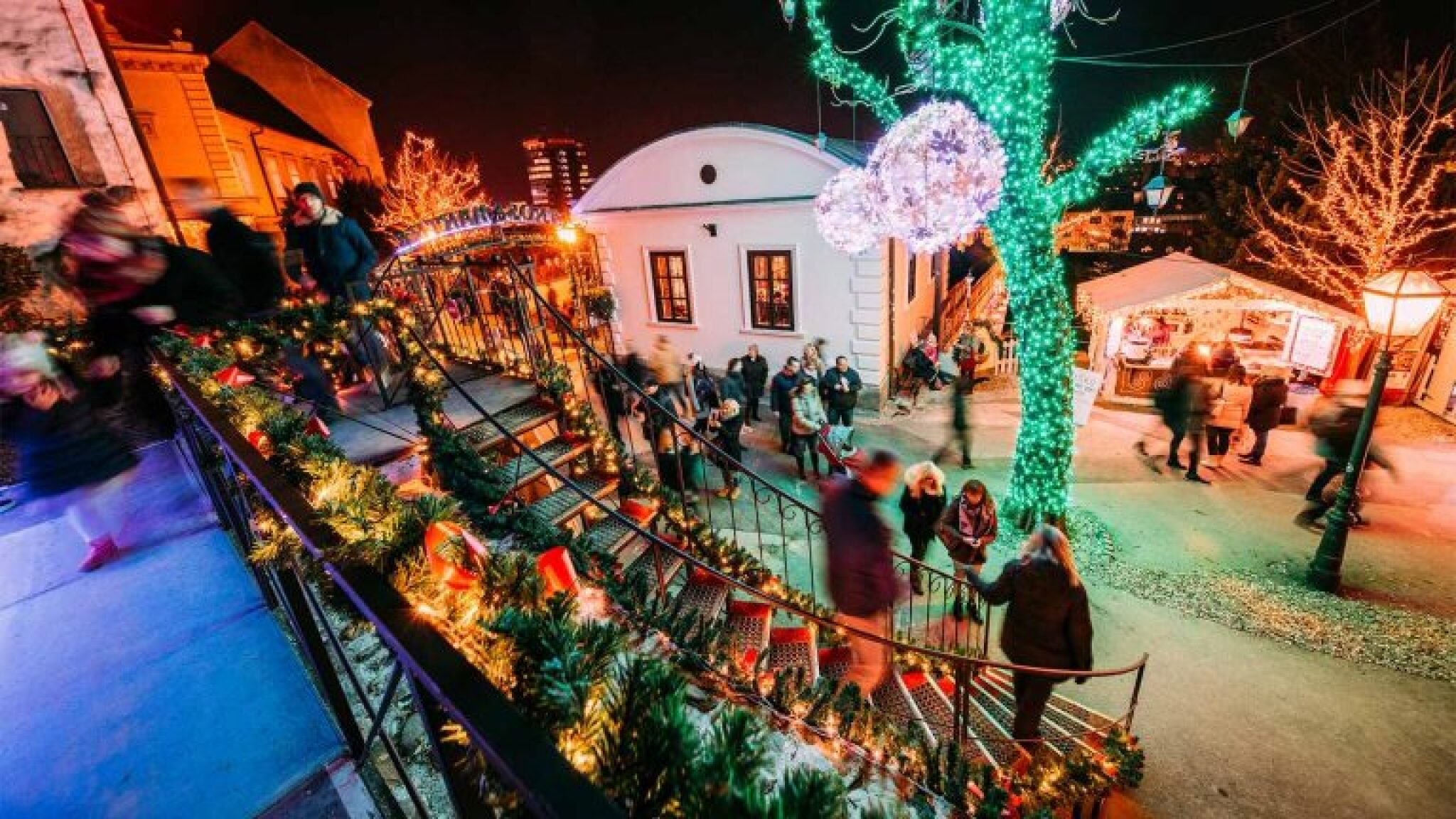 363-3635910_advent-zagreb-zagreb-adventmarkt-768x432-1