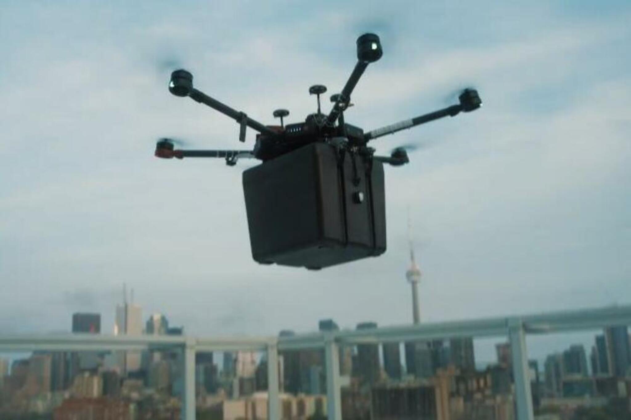 2767249_dron-pluca-za-transplantaciju_ls