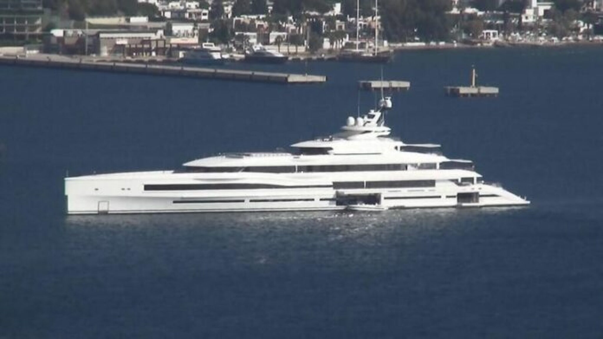 jahta-gejts-696x391-1