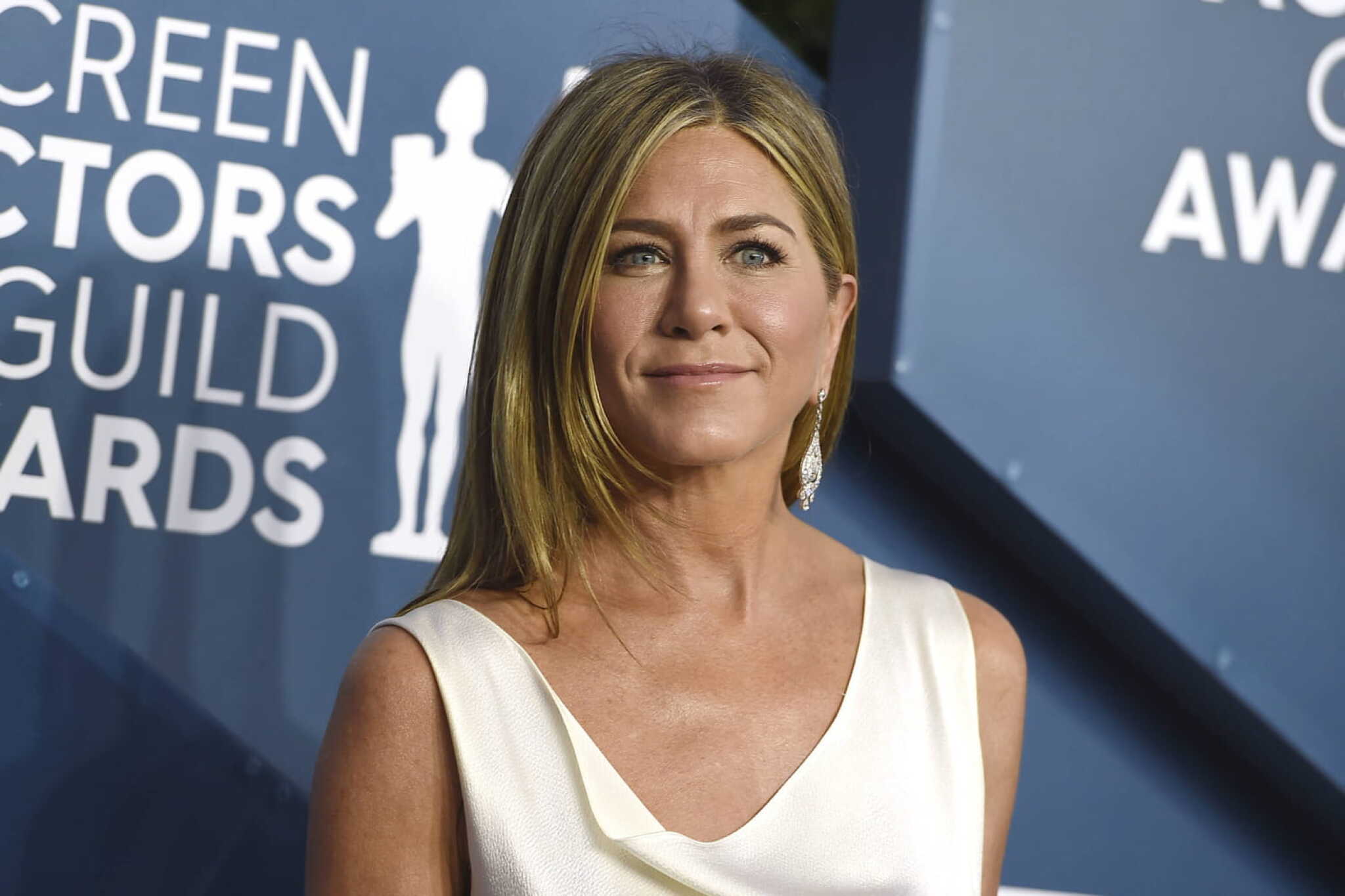 Jennifer-Aniston-who-is-the-actress-of-Friends-with