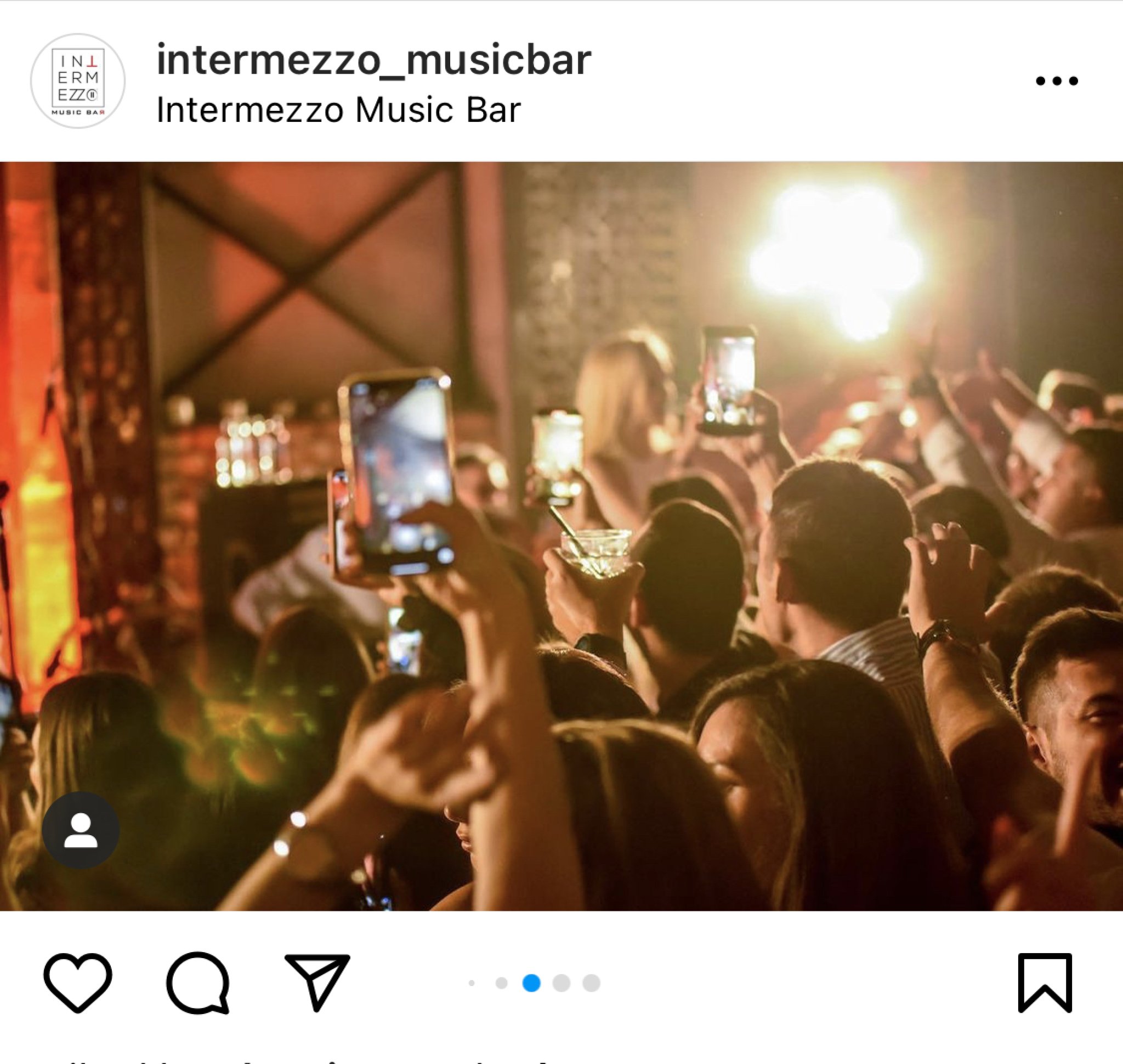 A8857CE0-AE07-422C-9F59-8B2760D7A97D