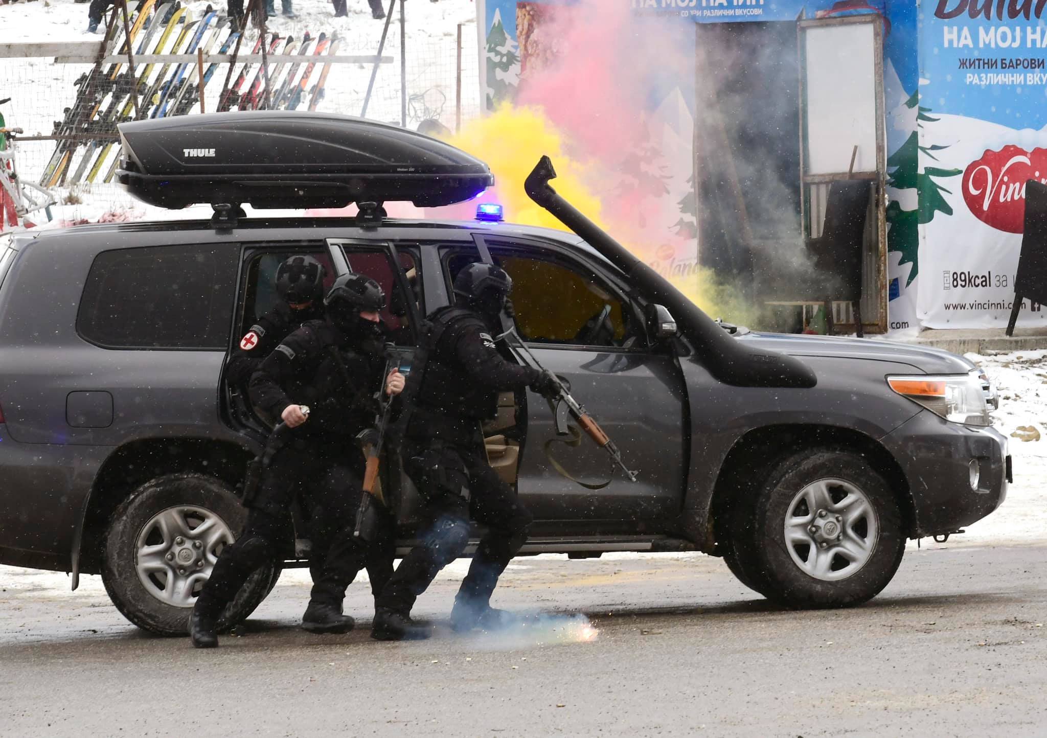 akcija-mvr-policija-policajci-specijalna-2