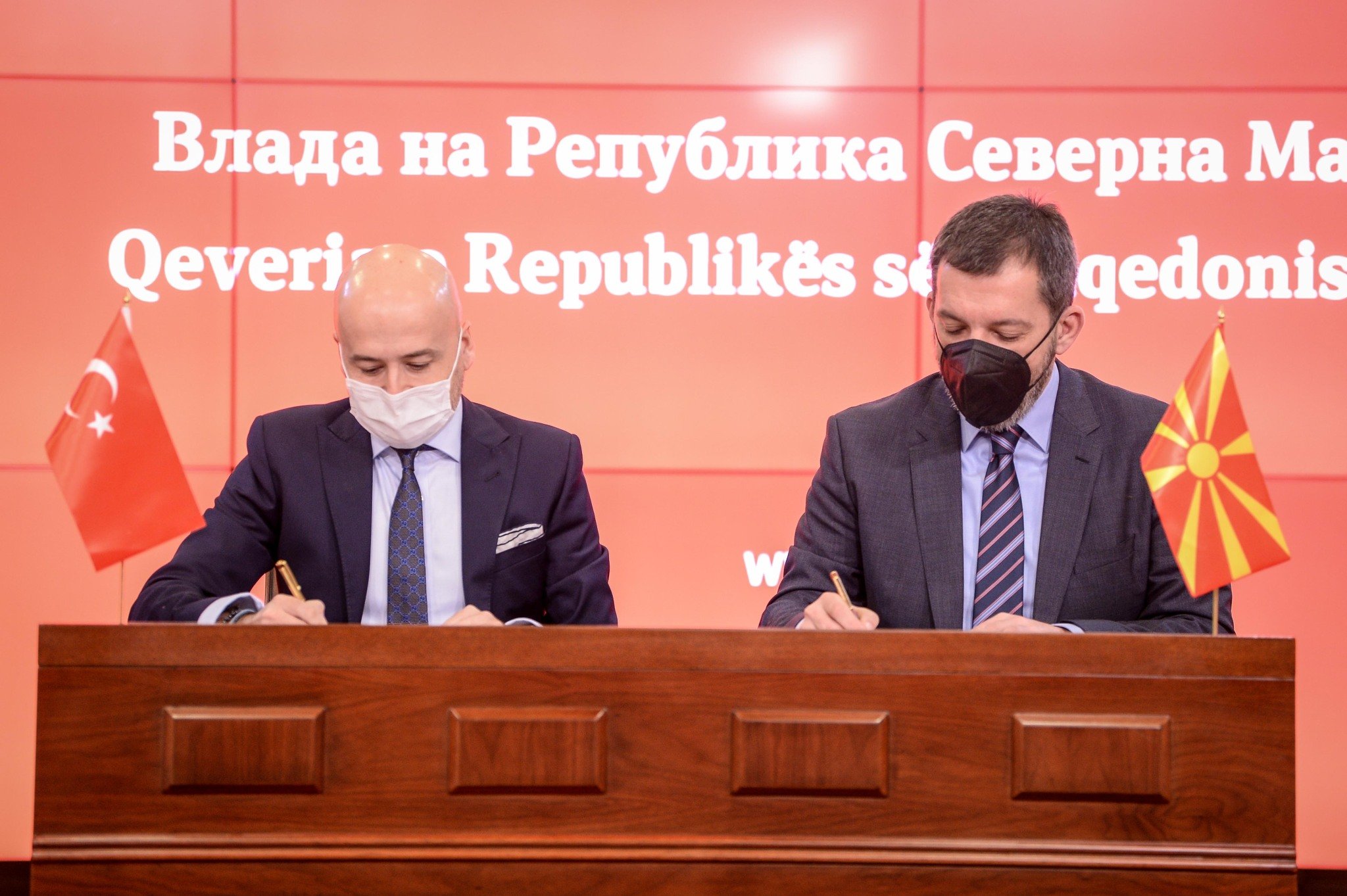 ZPVRSM-Bytyqi-i-DTIRZ-Despotovski-dogovor-Purplast-8