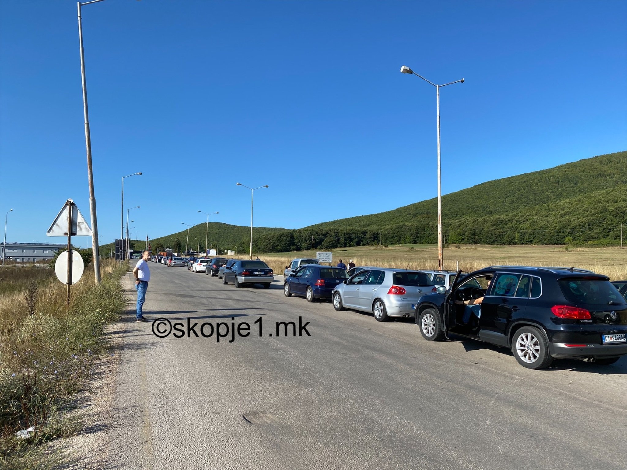 3B5328C1-54A3-4E81-957B-7D14C3E89B65