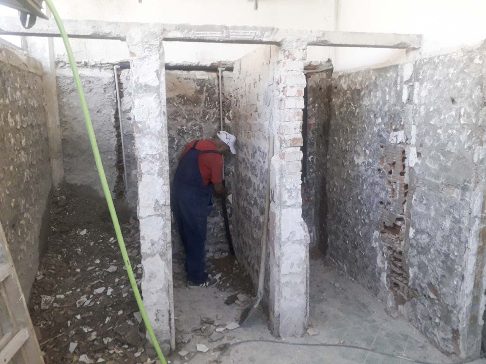 Hristo_Uzunov_toaleti