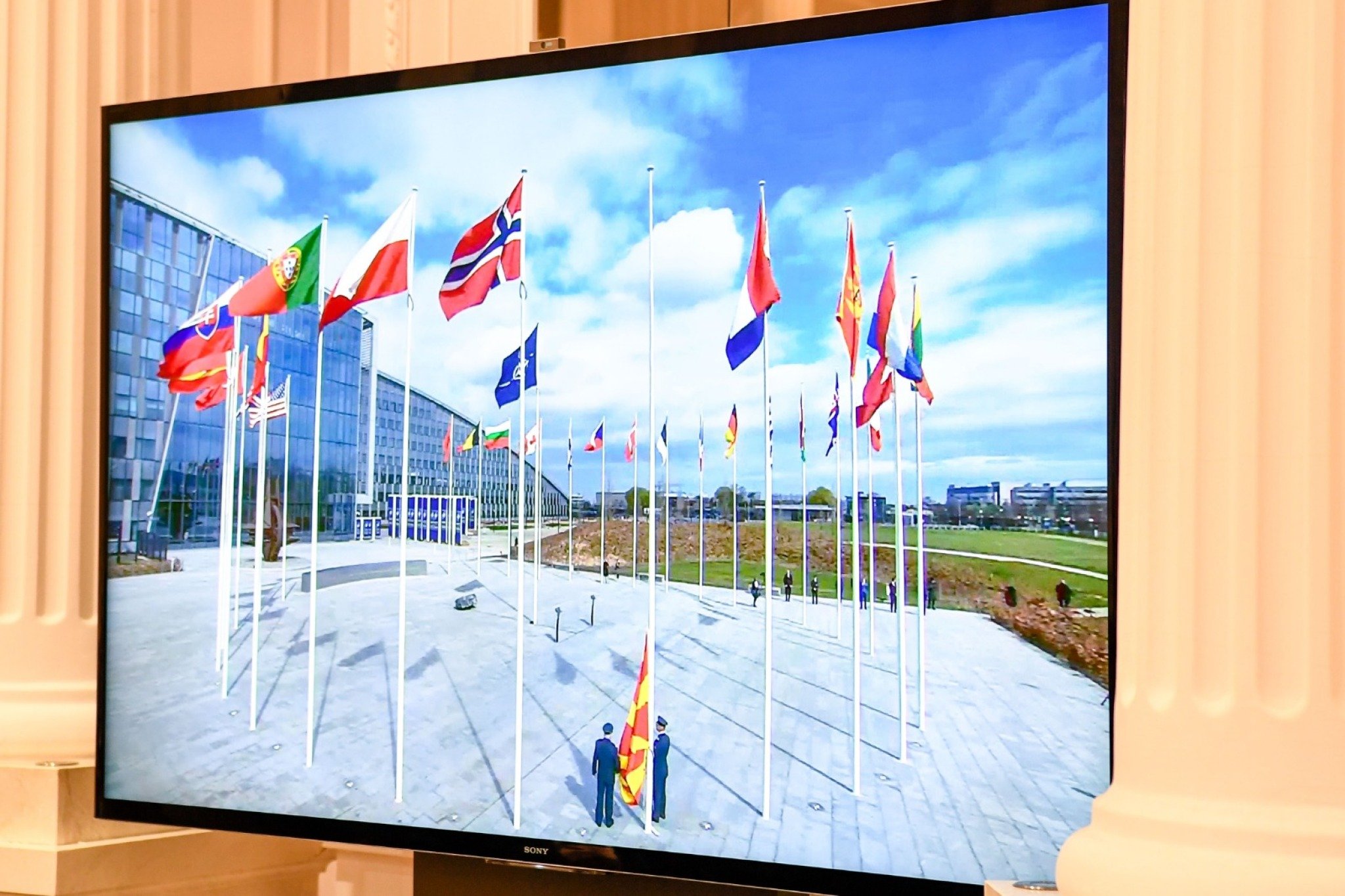 30032020_VRSM_NATO_postavuvanje_na_makedonsko_zname-1