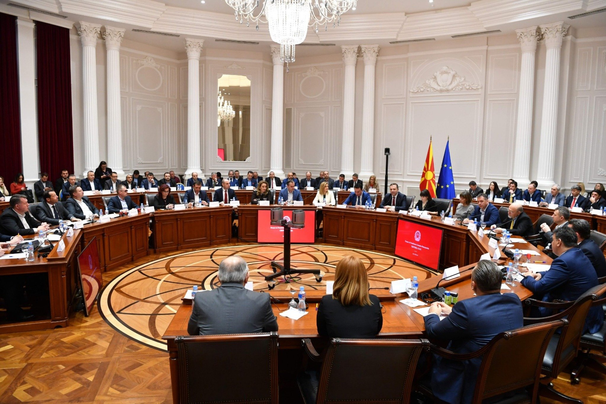 02032020_VRSM_potpisuvanje_memorandum_za_sorabotka_so_site_opstini_i_grad_Skopje-2