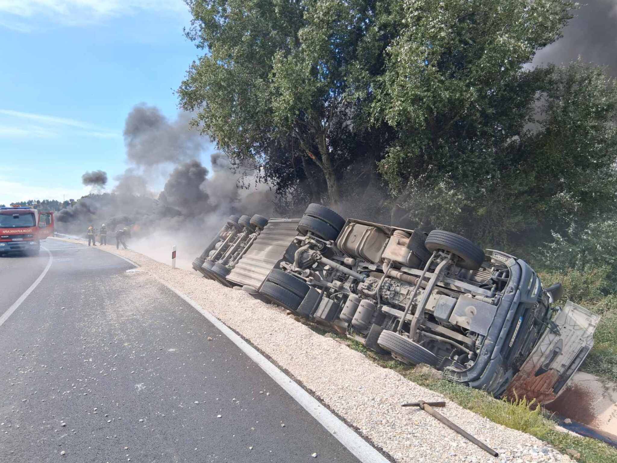 media-library77ar53i3drpjaIO18Wt