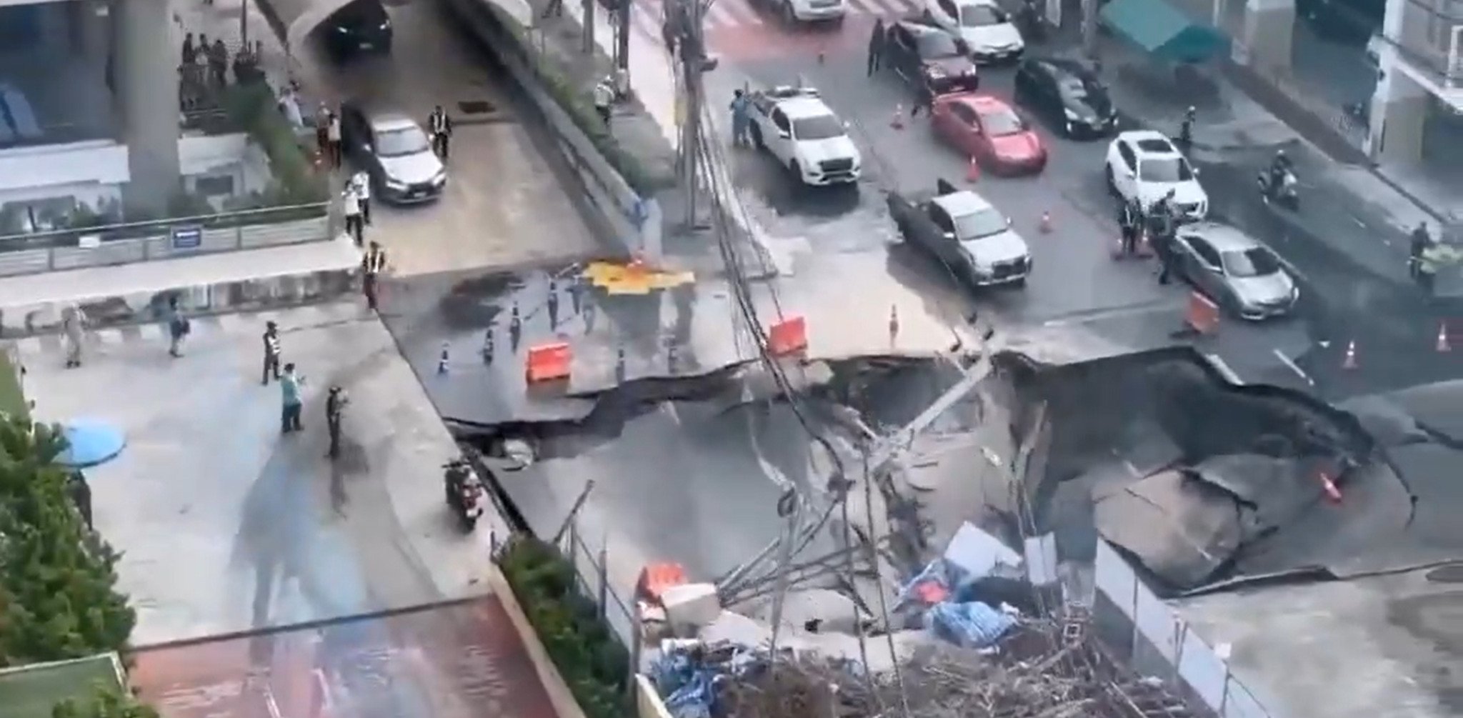 media-libraryi40bc1je85evfDVItsT