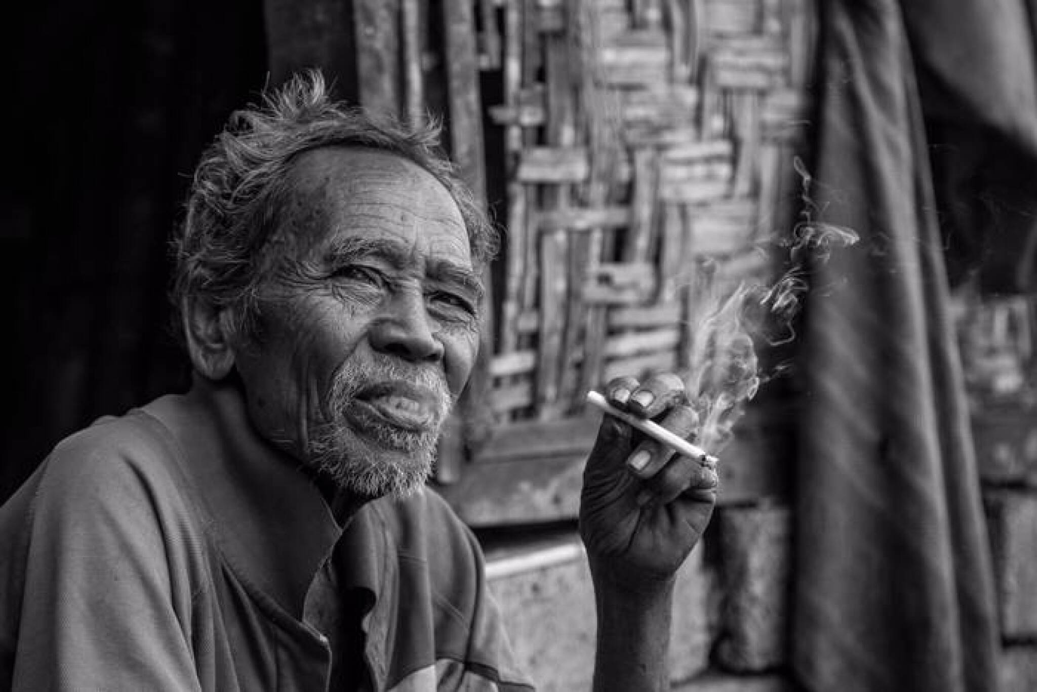 smoking-old-man