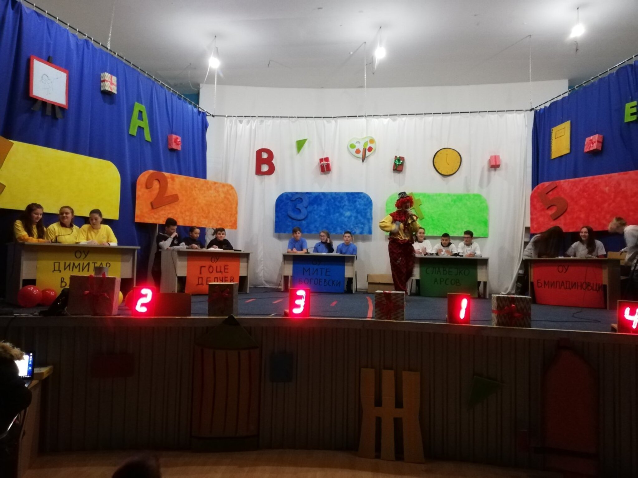 IMG-de78d2756f7b1b4f91ef36e2de7c95ec-V1