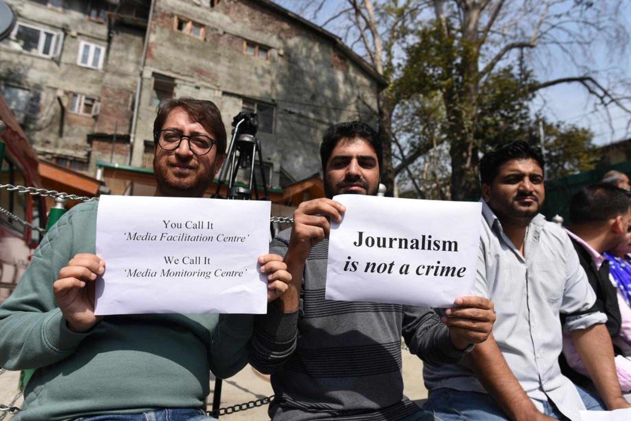 EE2AC48C-1EB1-4D1C-ADF5-2A90BCE3D7EC