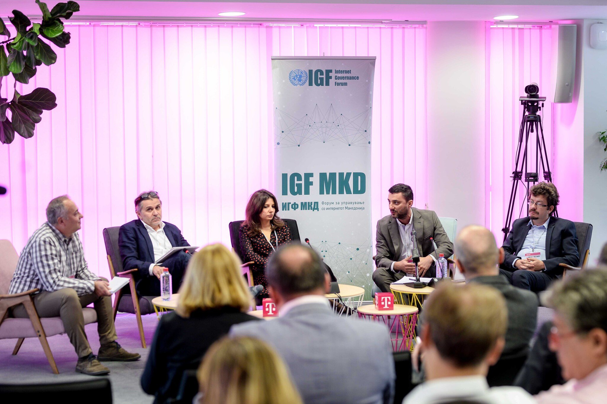 28.10.2019_Zabrcanec_Forum-za-upravuvanje-so-internet_6