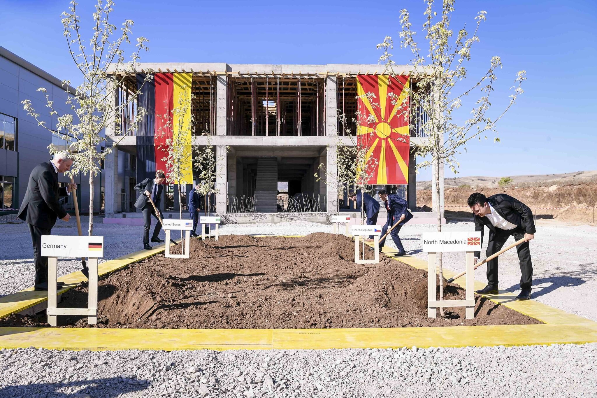 23102019_PVRSM_Zaev_i_clenovi_na_VRSM_na_start_na_gradba_na_Geresheimer_vo_TIRZ_6