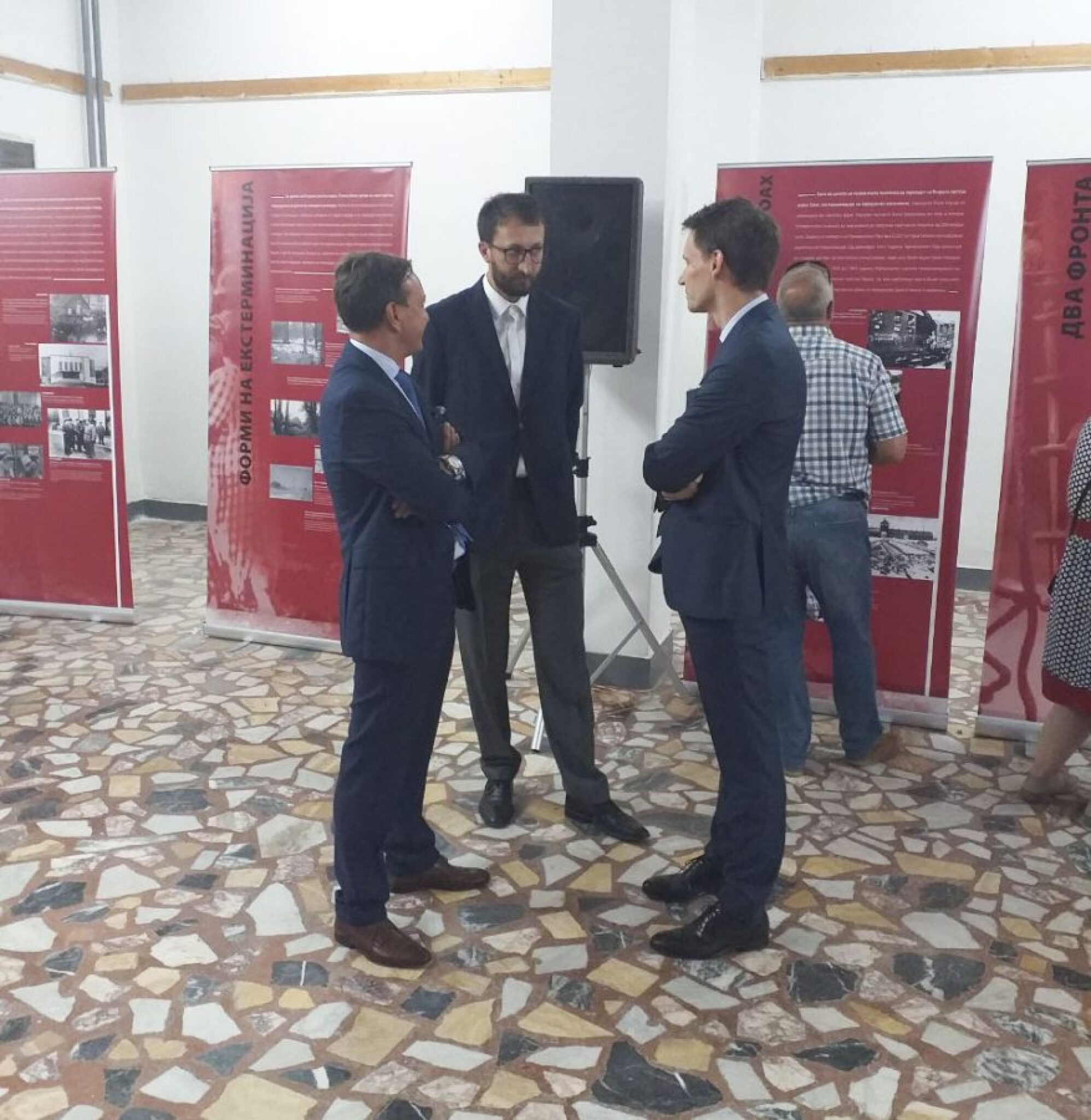 POLSKA_VOJANA_0309201901-877x900