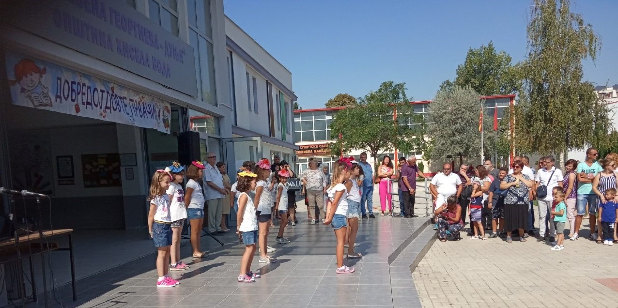 IMG-bab9a7414fb9c8cd6f47aa962bd06127-V