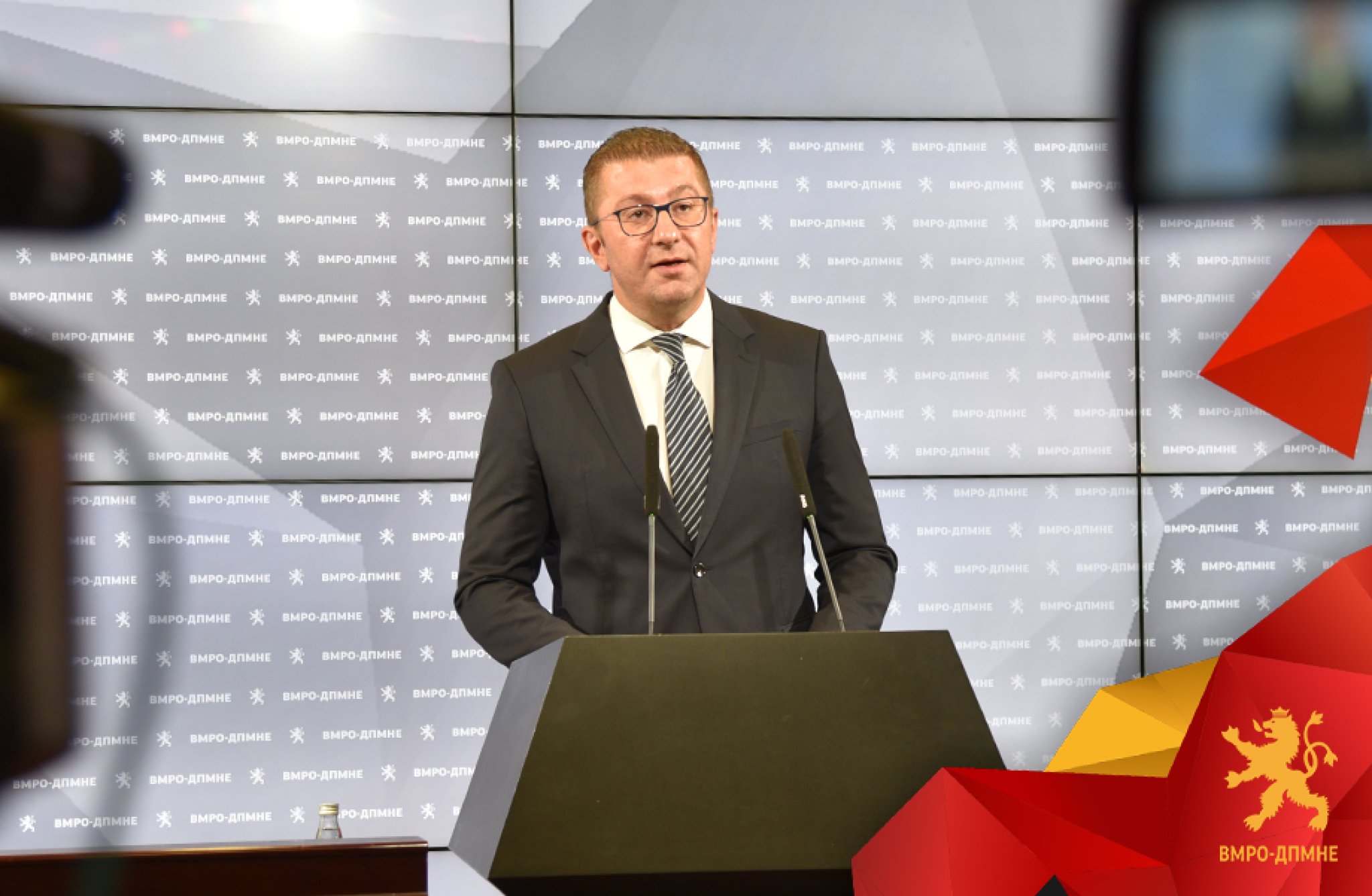 Mickoski-PRESS-1608-1